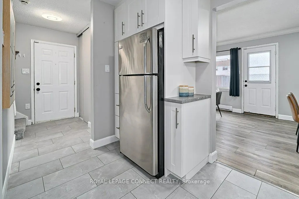 1010 Glen Street, #13