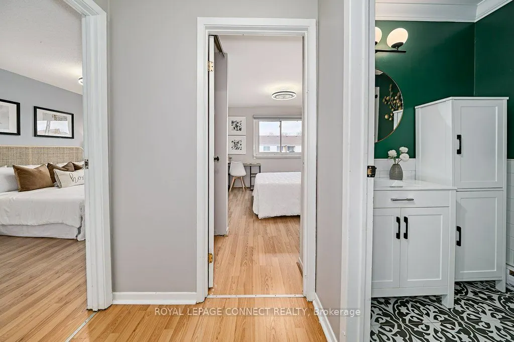 1010 Glen Street, #13