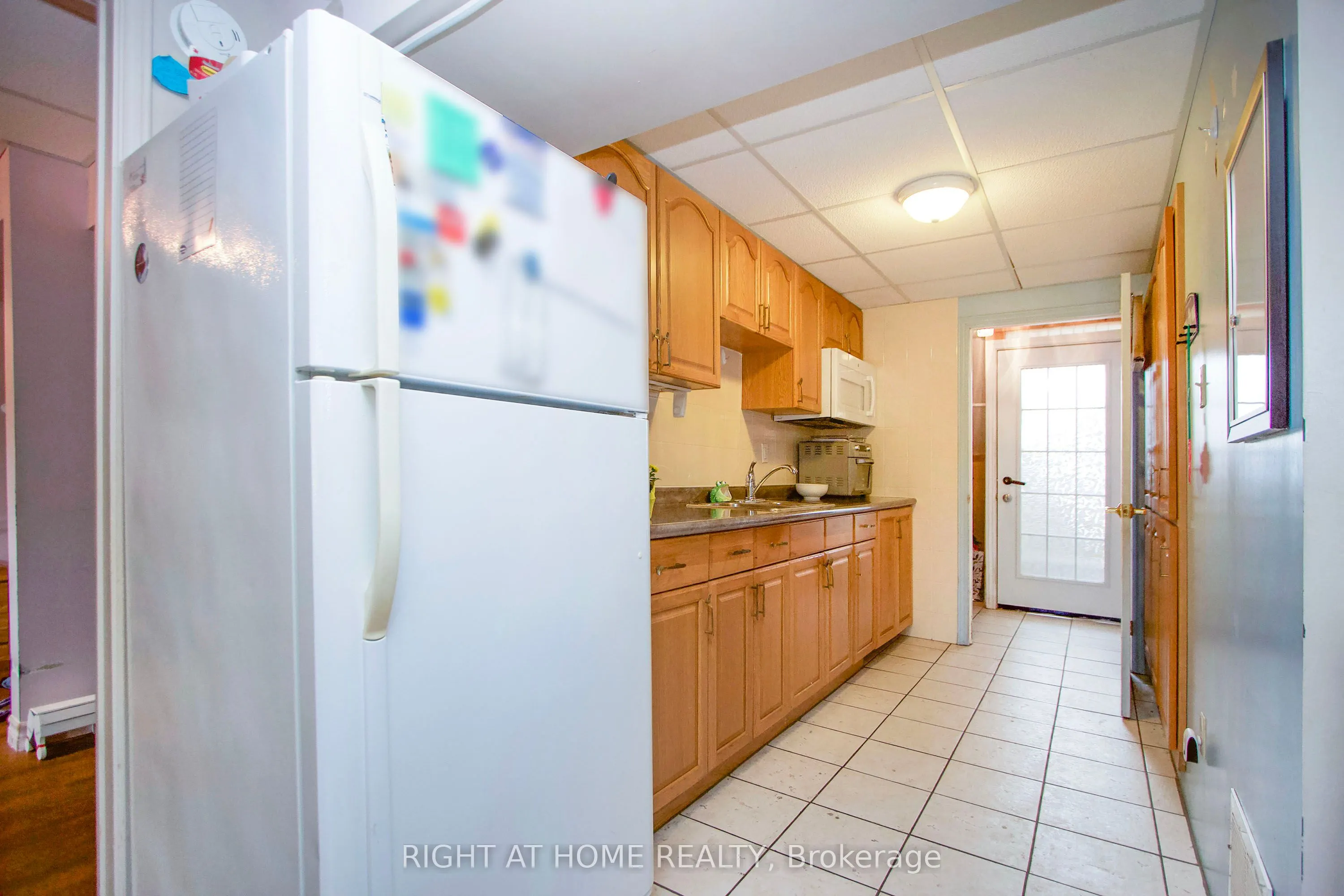 344 Kensington Crescent