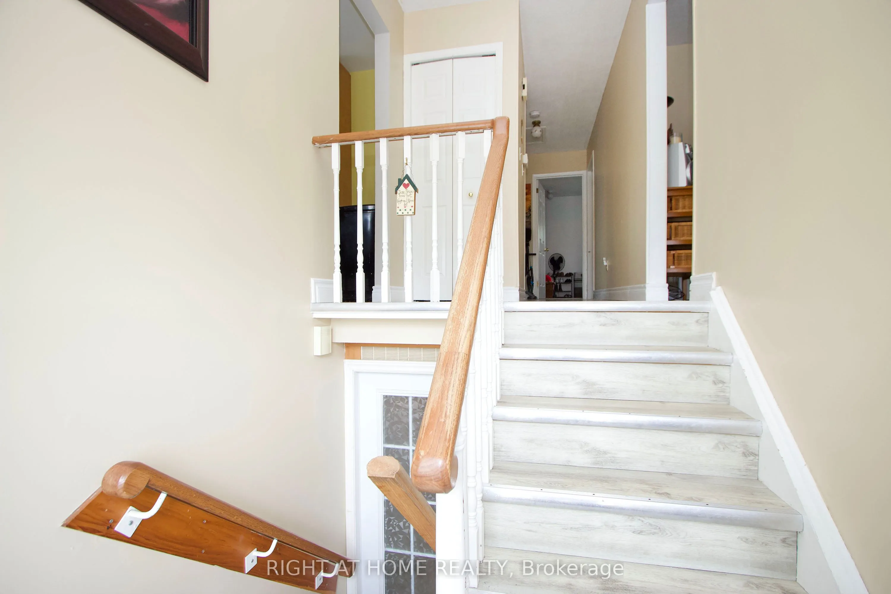 344 Kensington Crescent