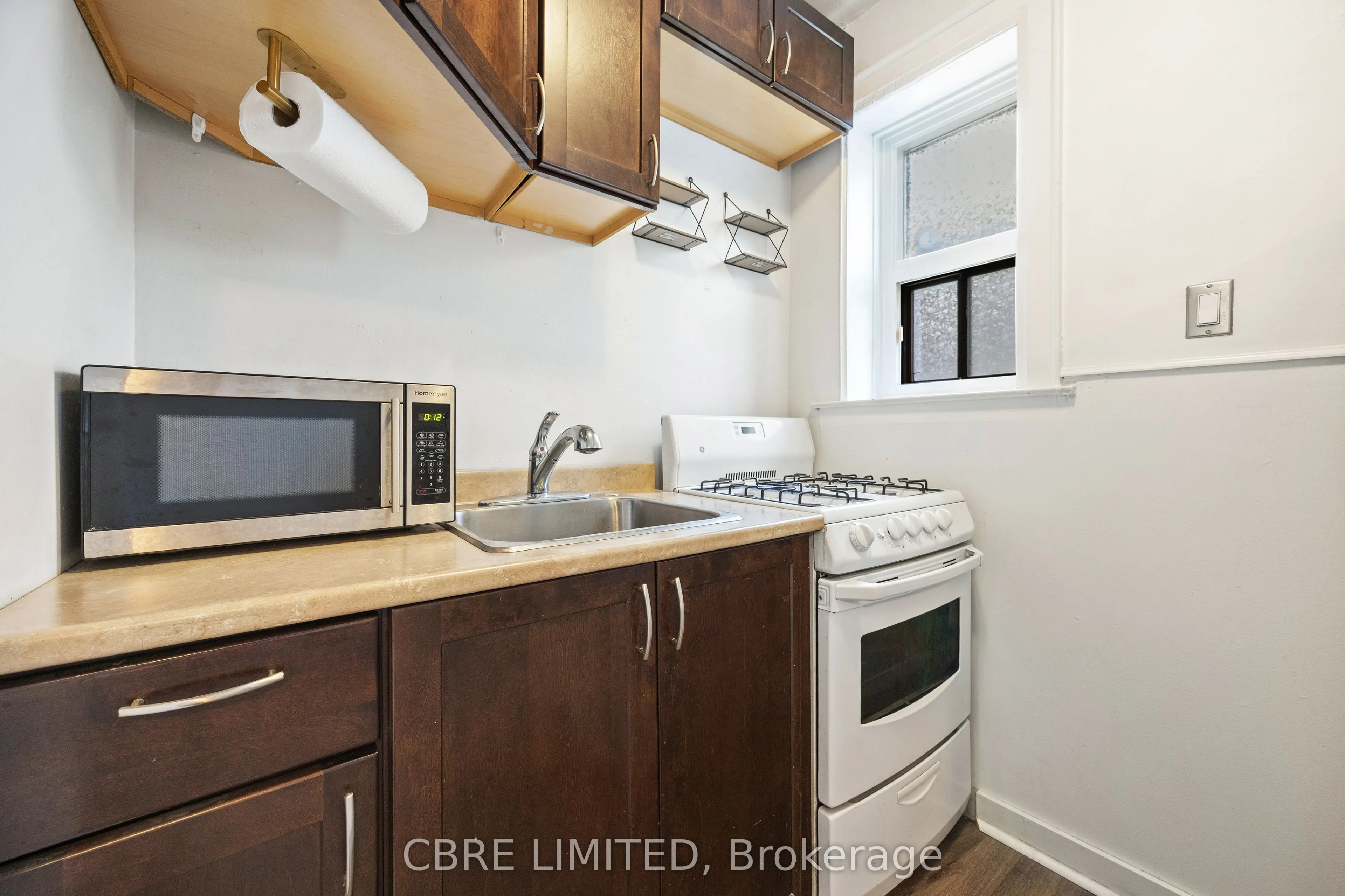 125 Kenilworth Avenue