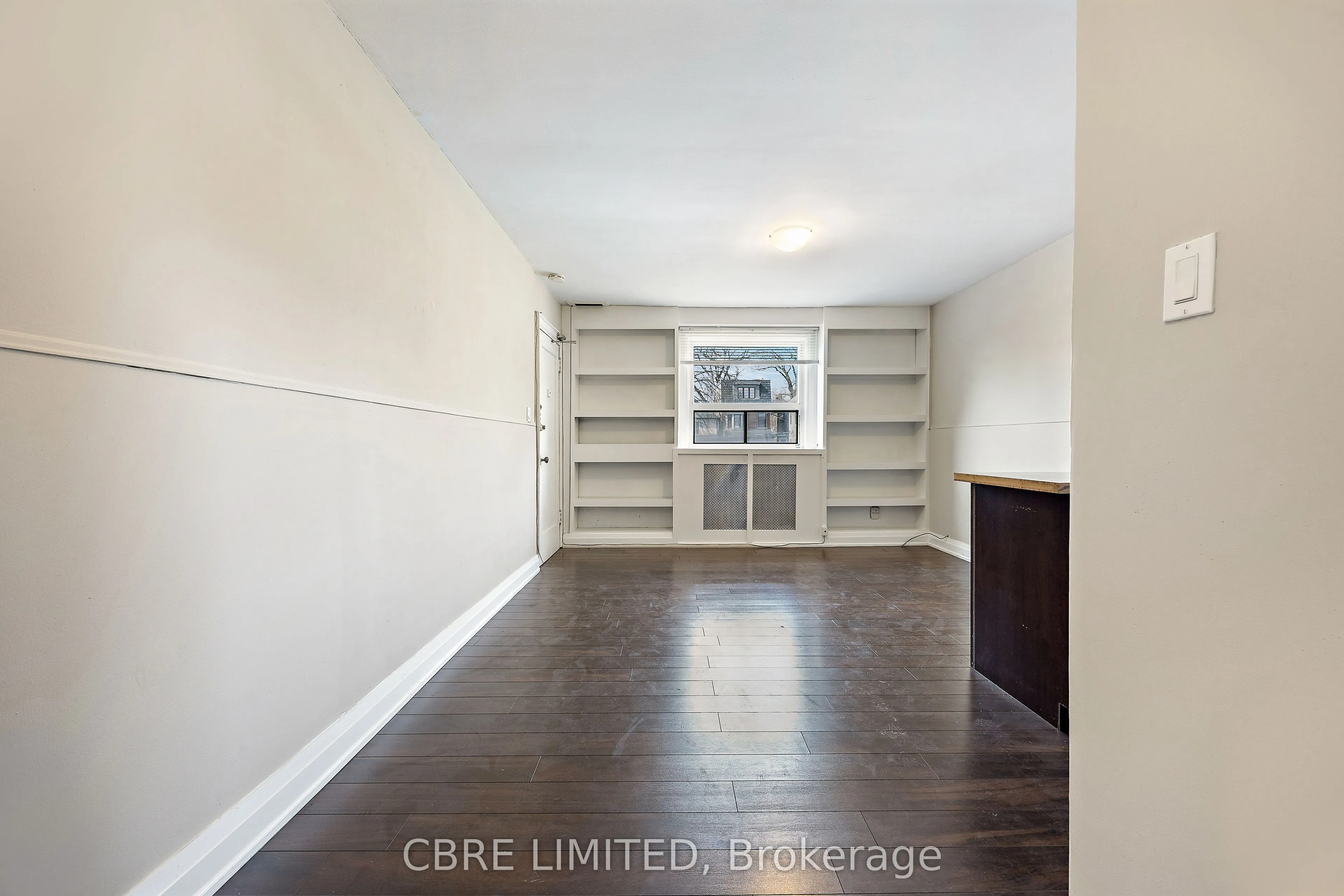 125 Kenilworth Avenue