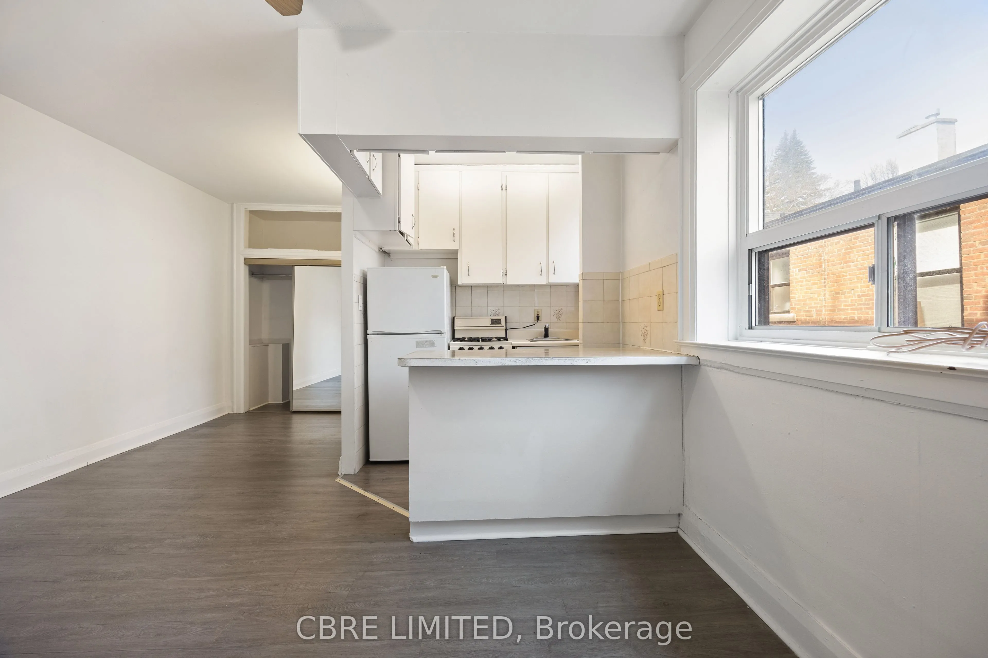 125 Kenilworth Avenue