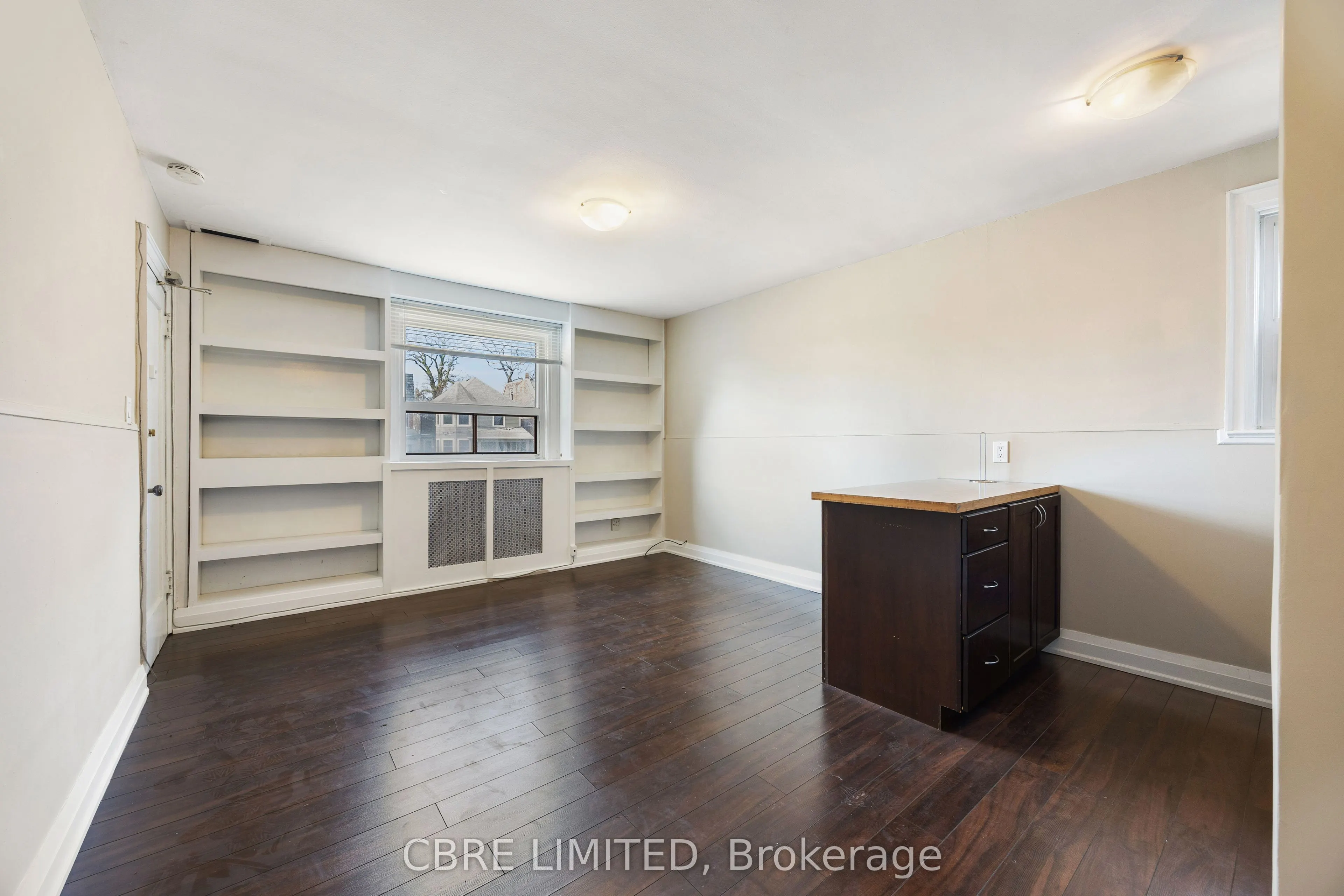 125 Kenilworth Avenue