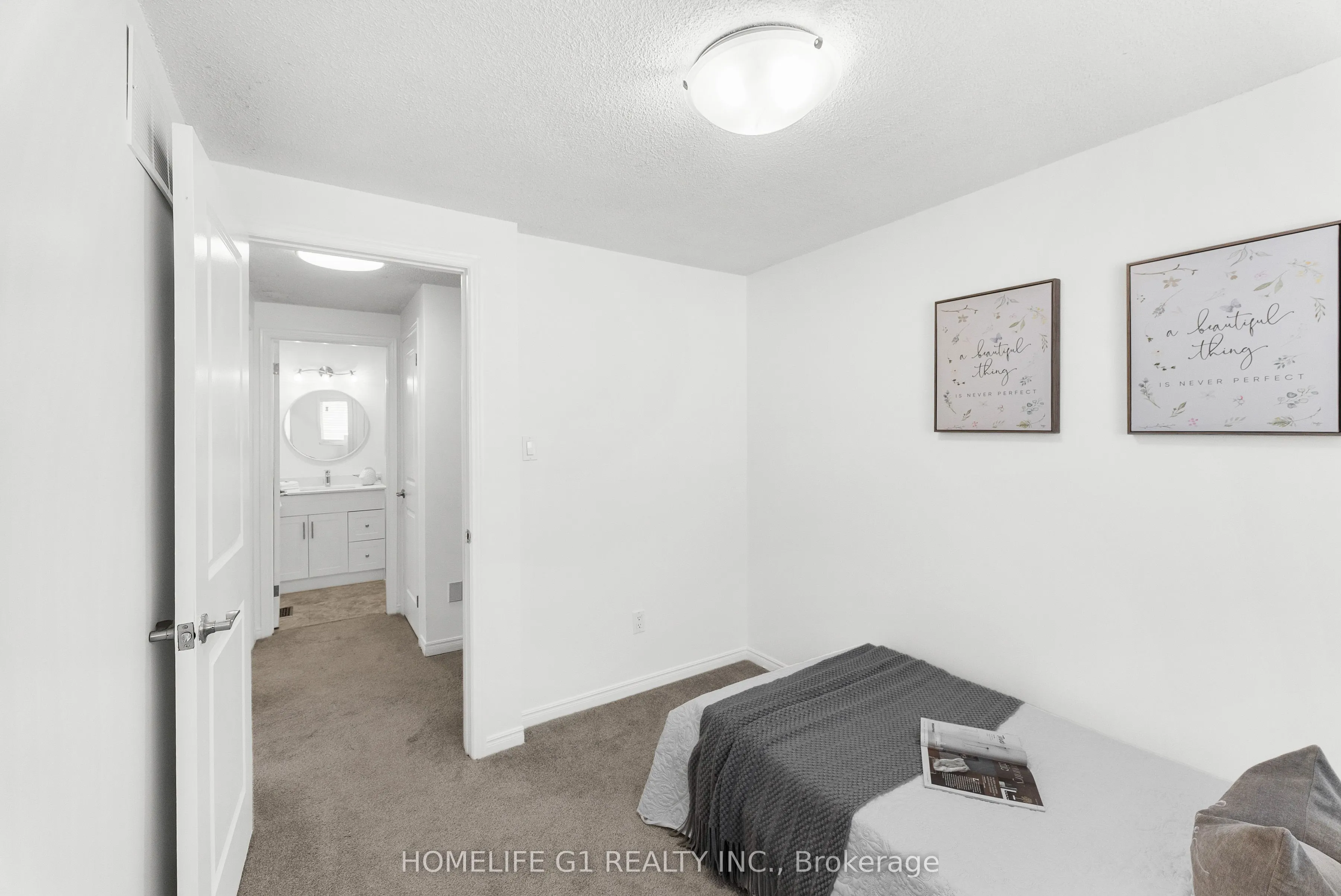 15 Inglis Avenue