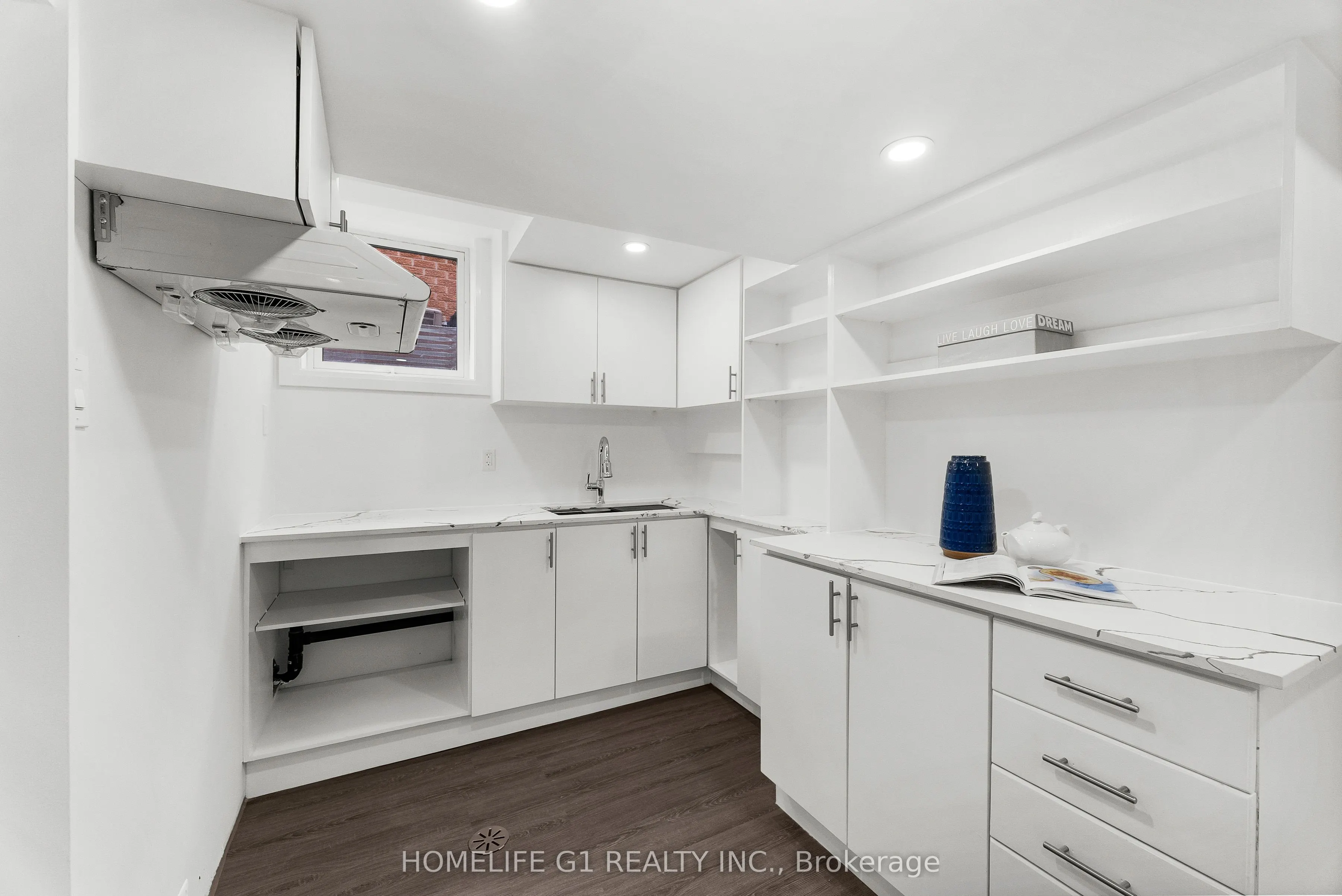 15 Inglis Avenue