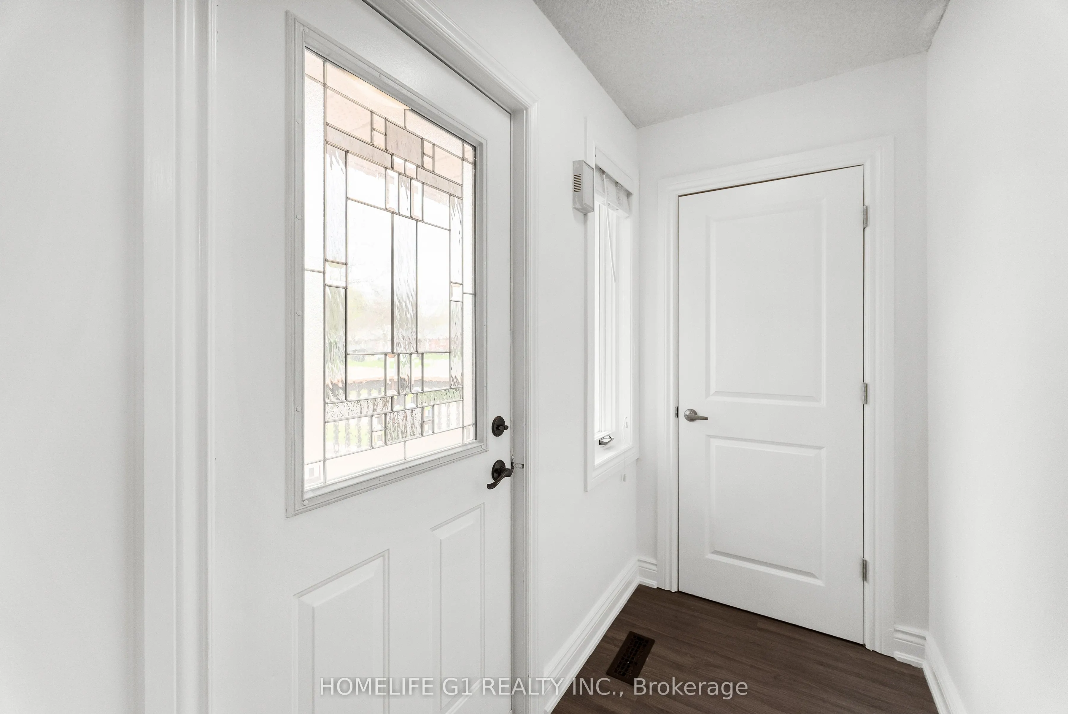 15 Inglis Avenue