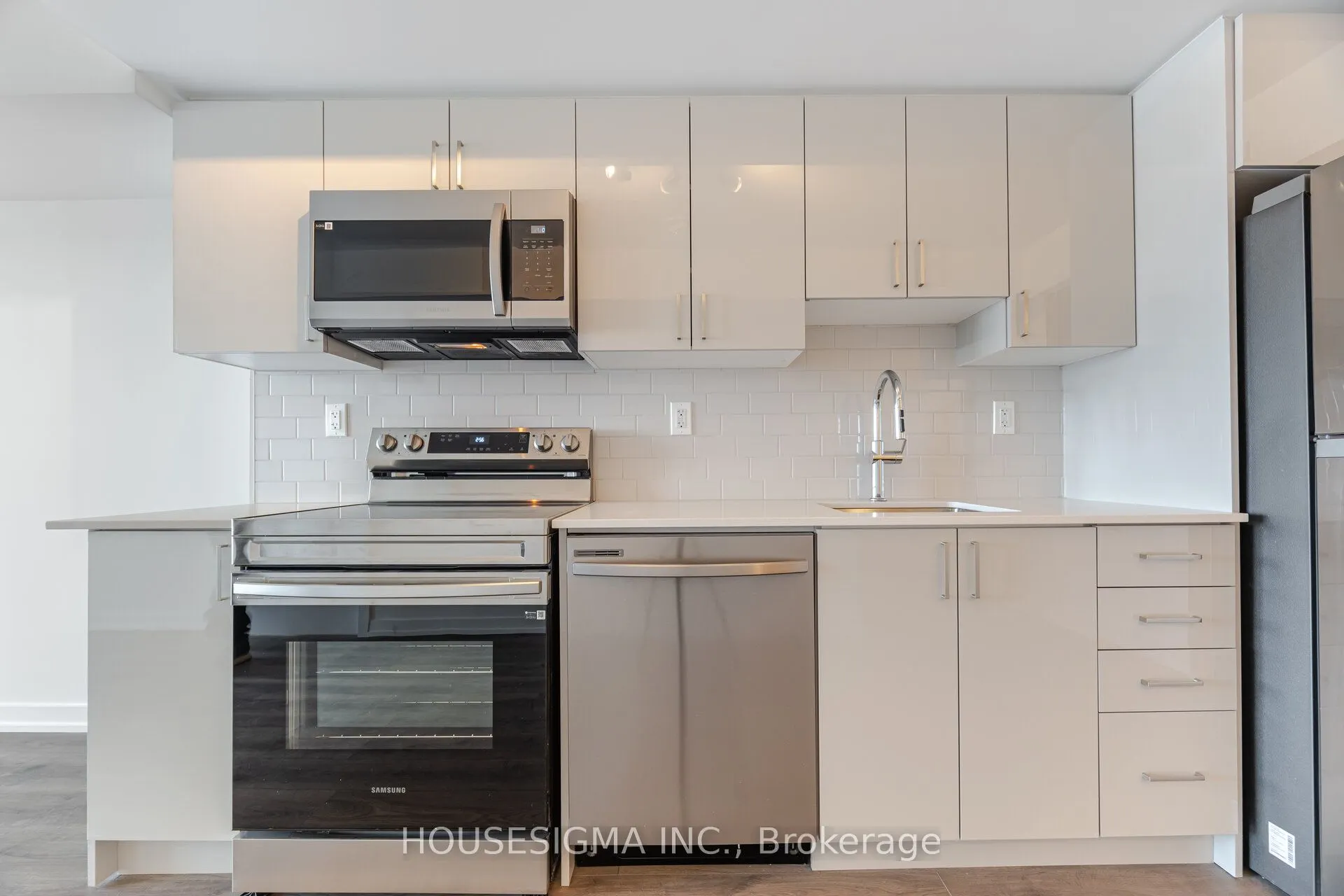 1435 Celebration Drive, #2012