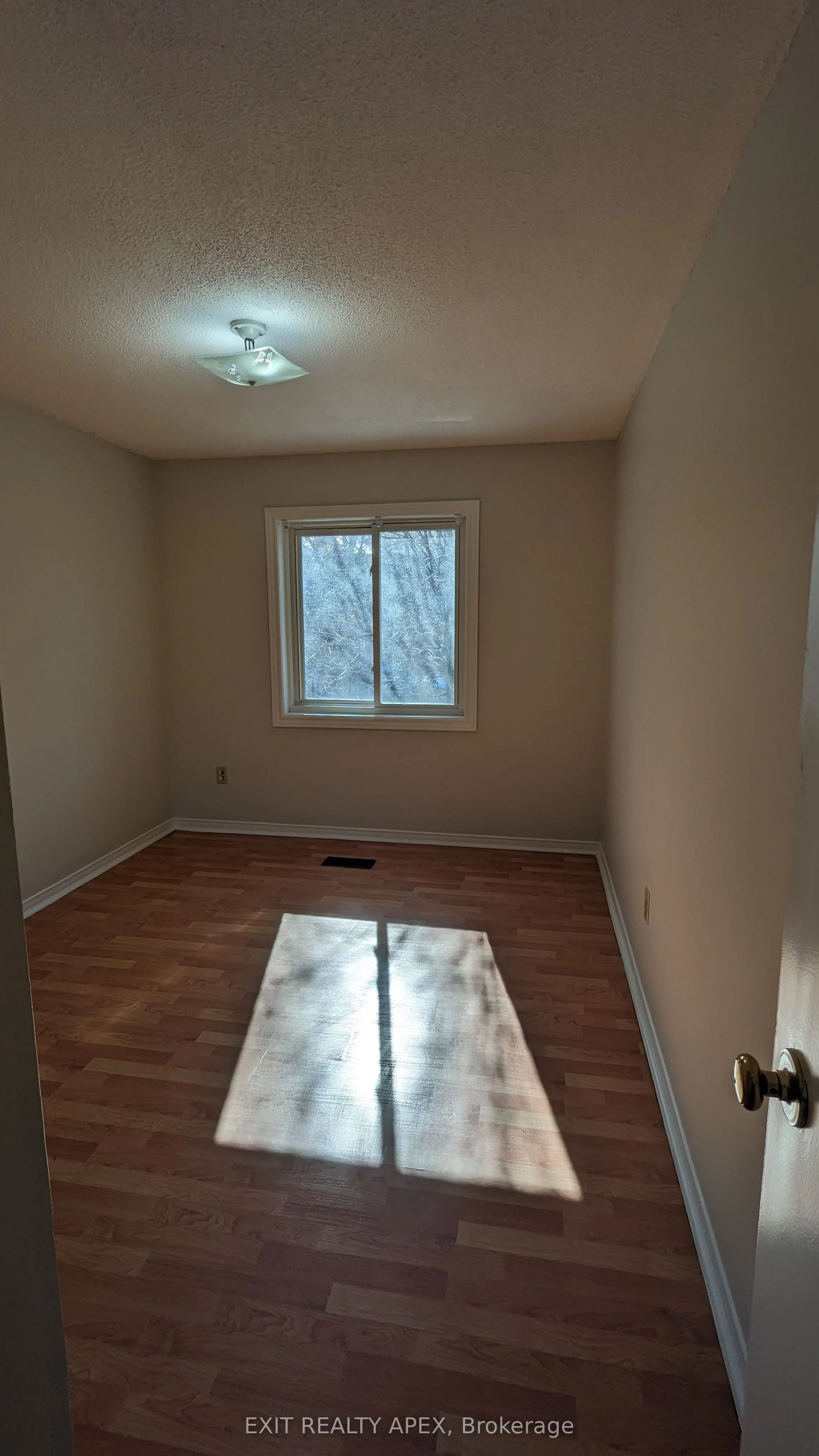 401 Sewells Road, #37