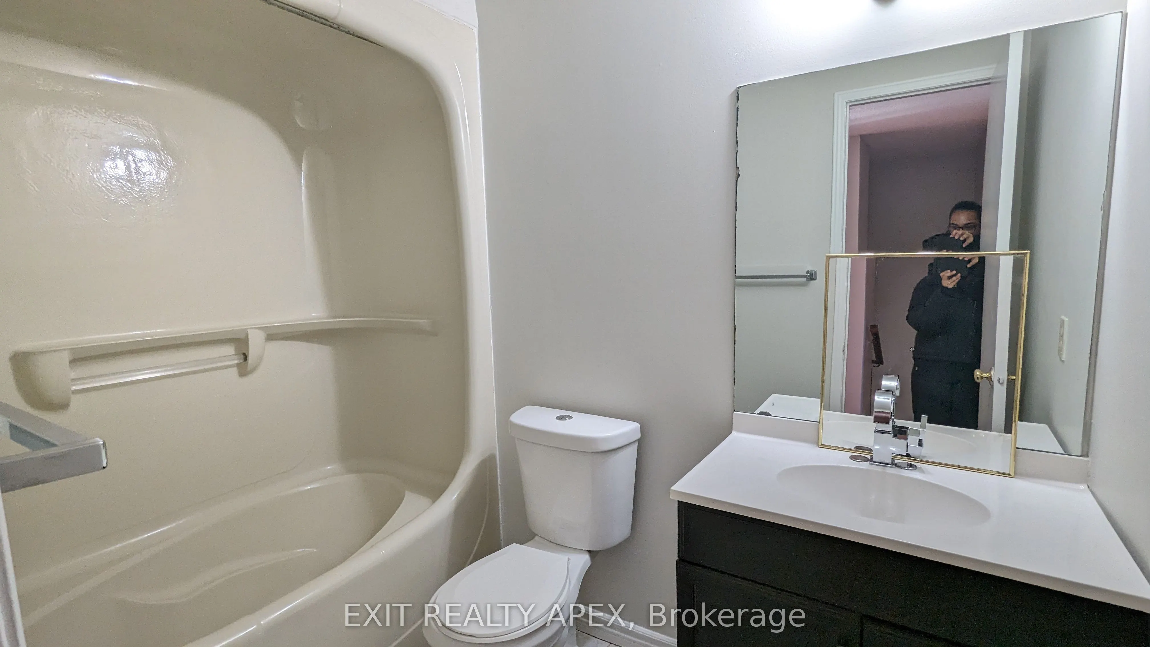 401 Sewells Road, #37