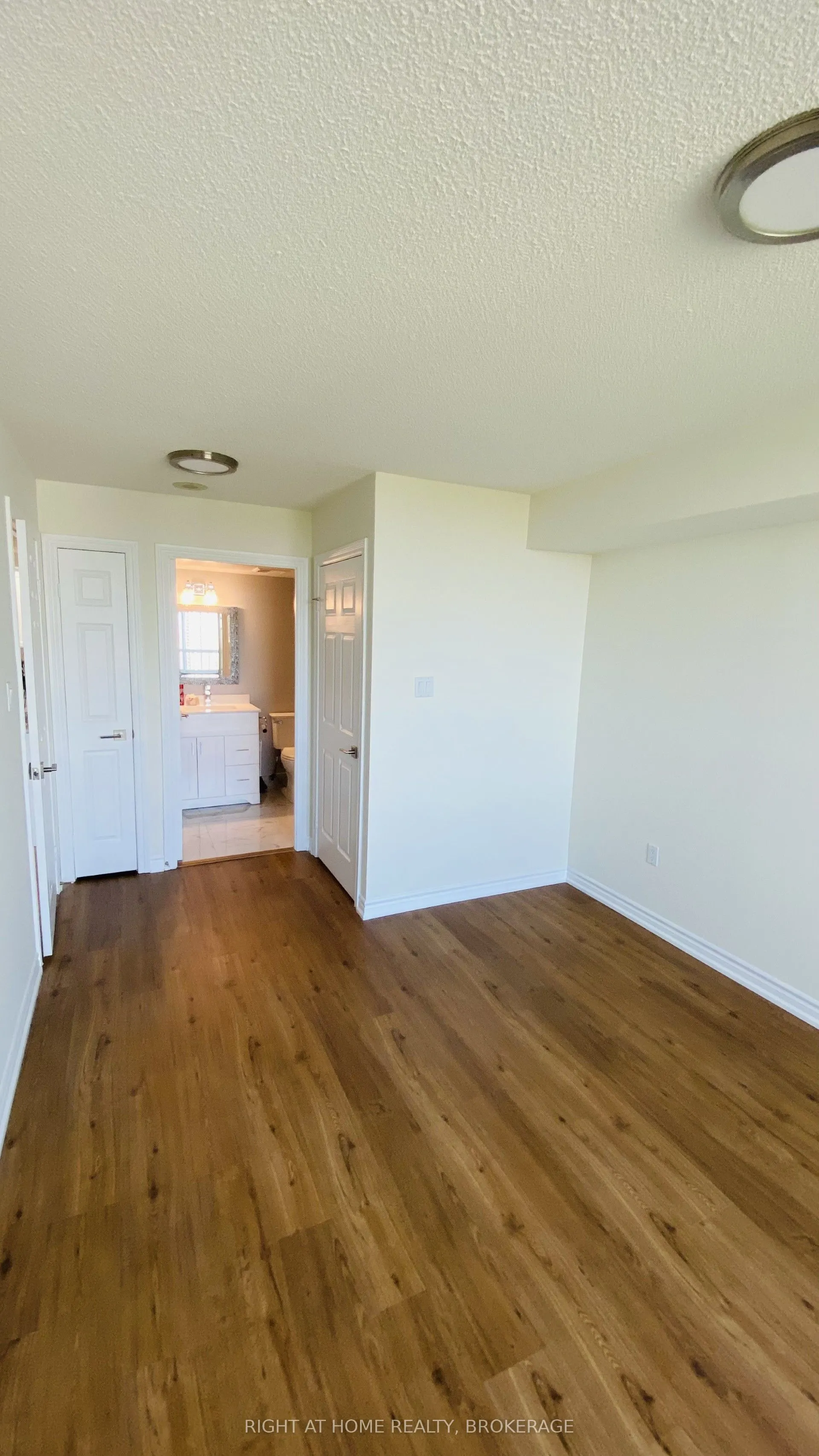 125 Omni Drive, #2133