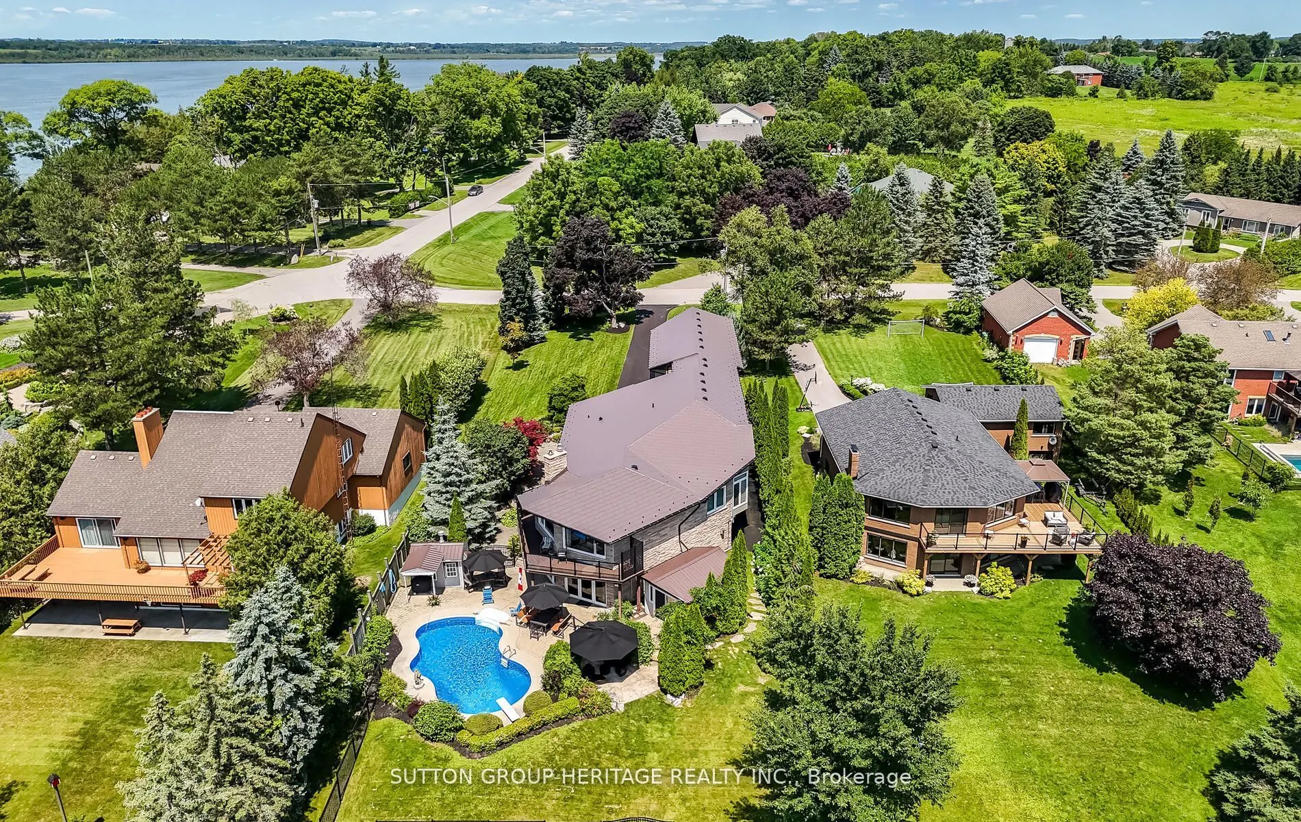 285 Stephenson Point Road