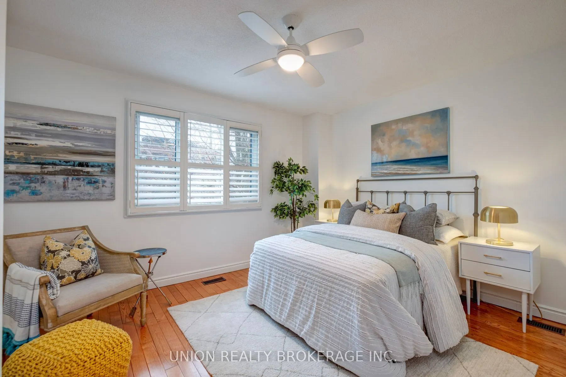 90 Kippendavie Avenue, #9