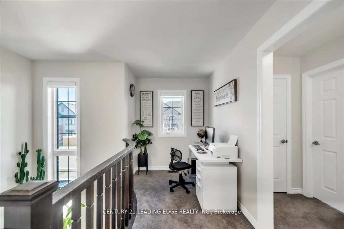 47 Crombie Street