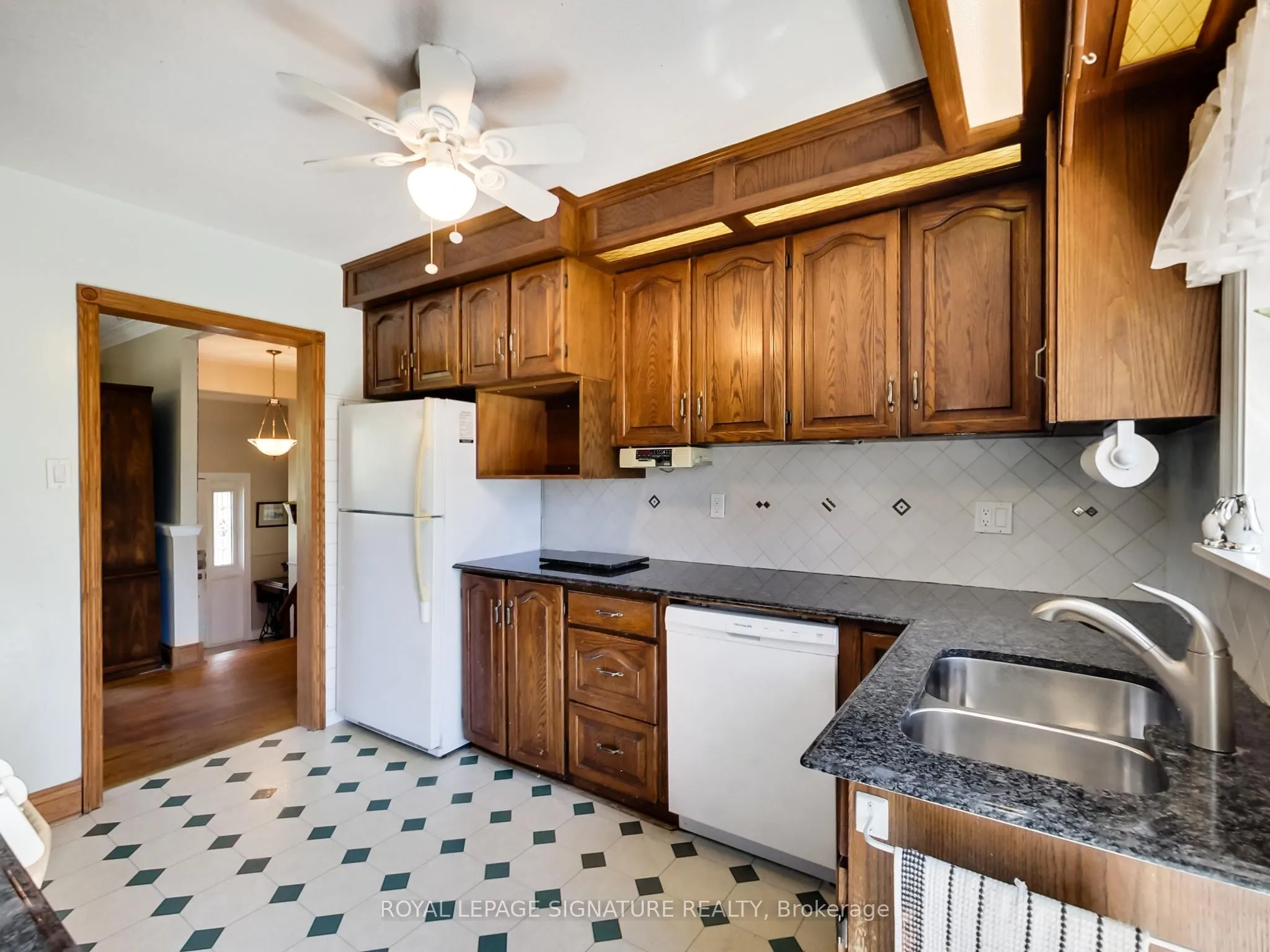 1 Kencliff Crescent