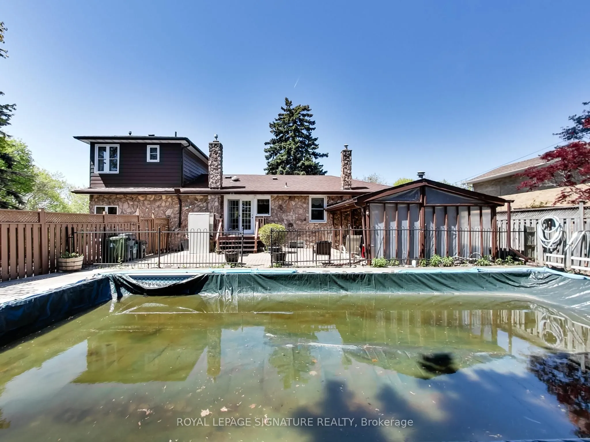 1 Kencliff Crescent