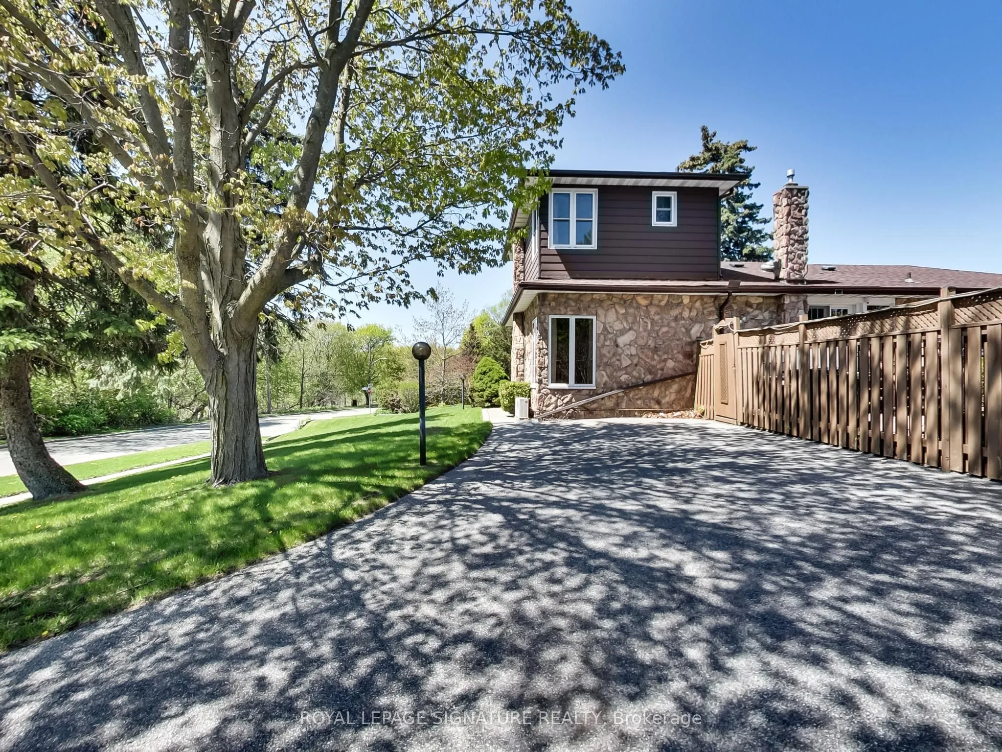 1 Kencliff Crescent