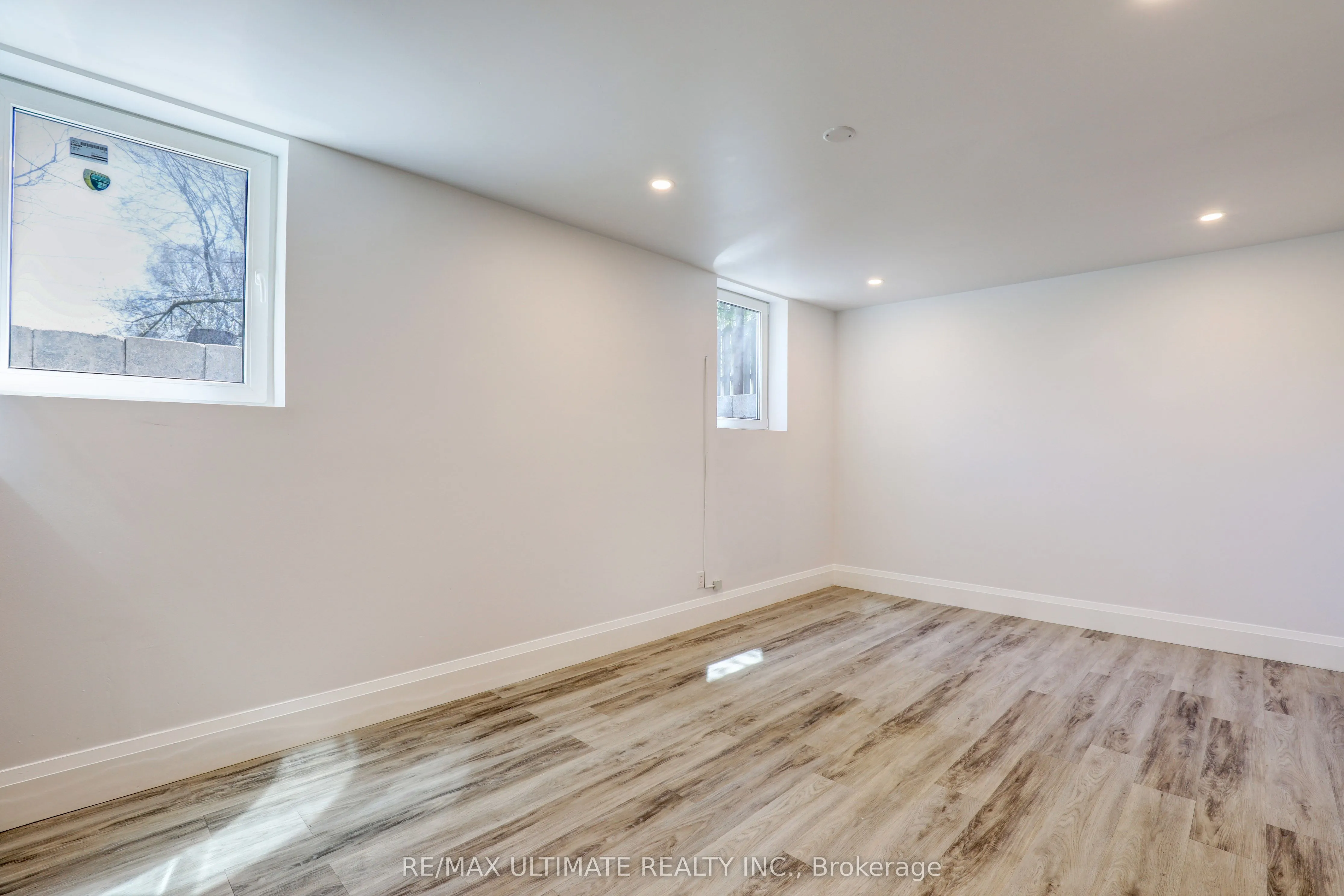 563 O'connor Drive, #Bsmt Unit