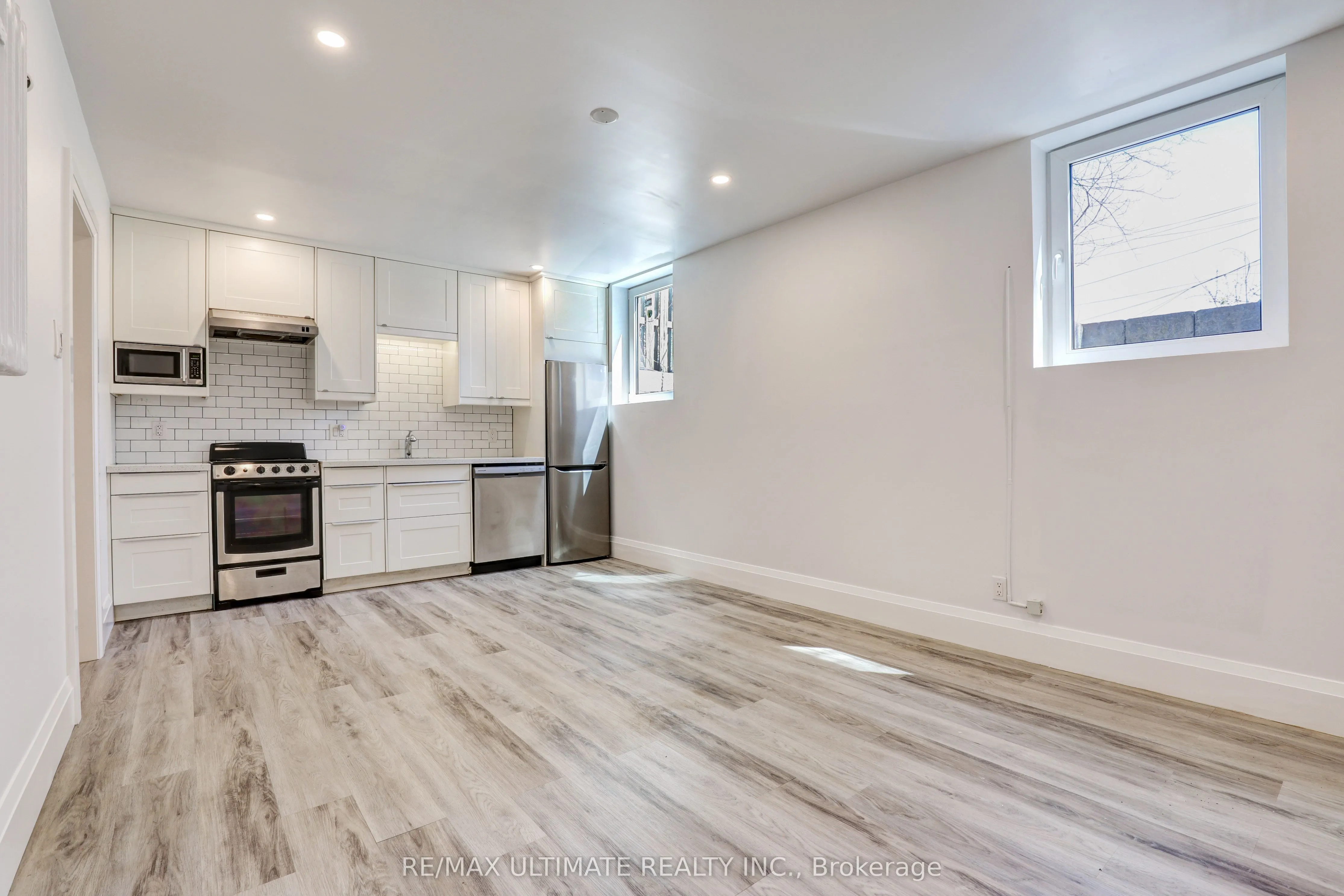 563 O'connor Drive, #Bsmt Unit