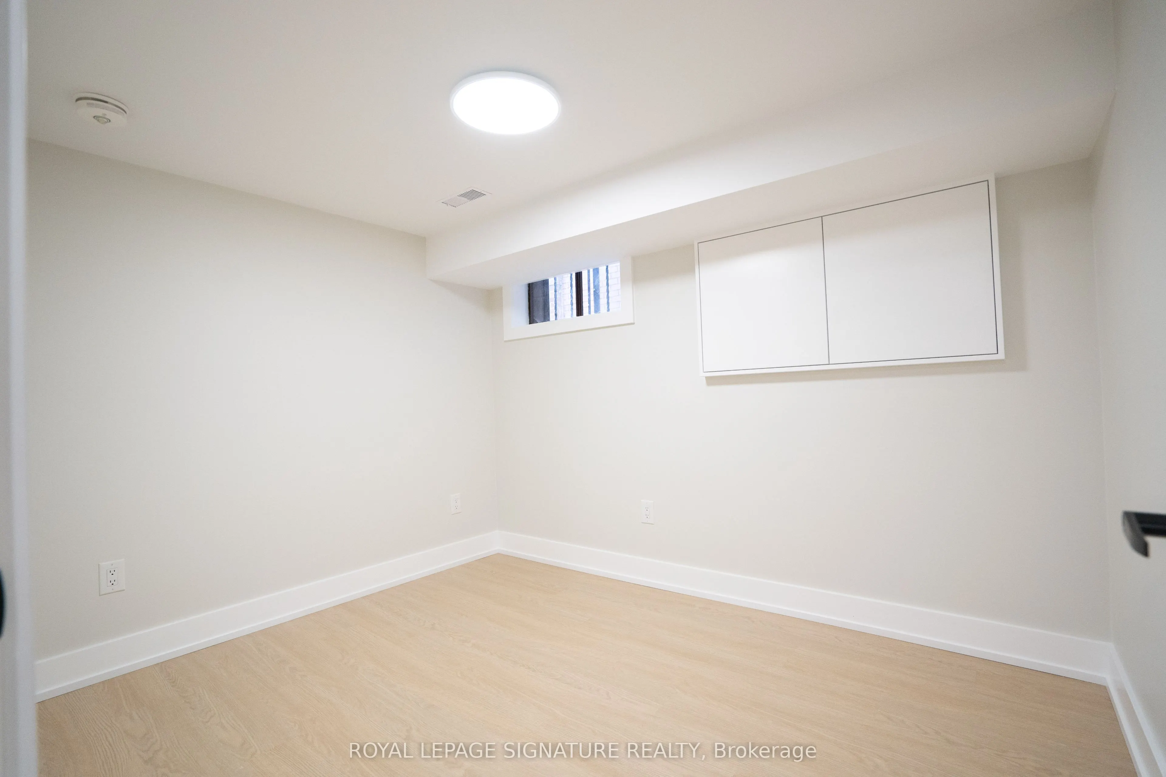 393 Milverton Boulevard, #Lower