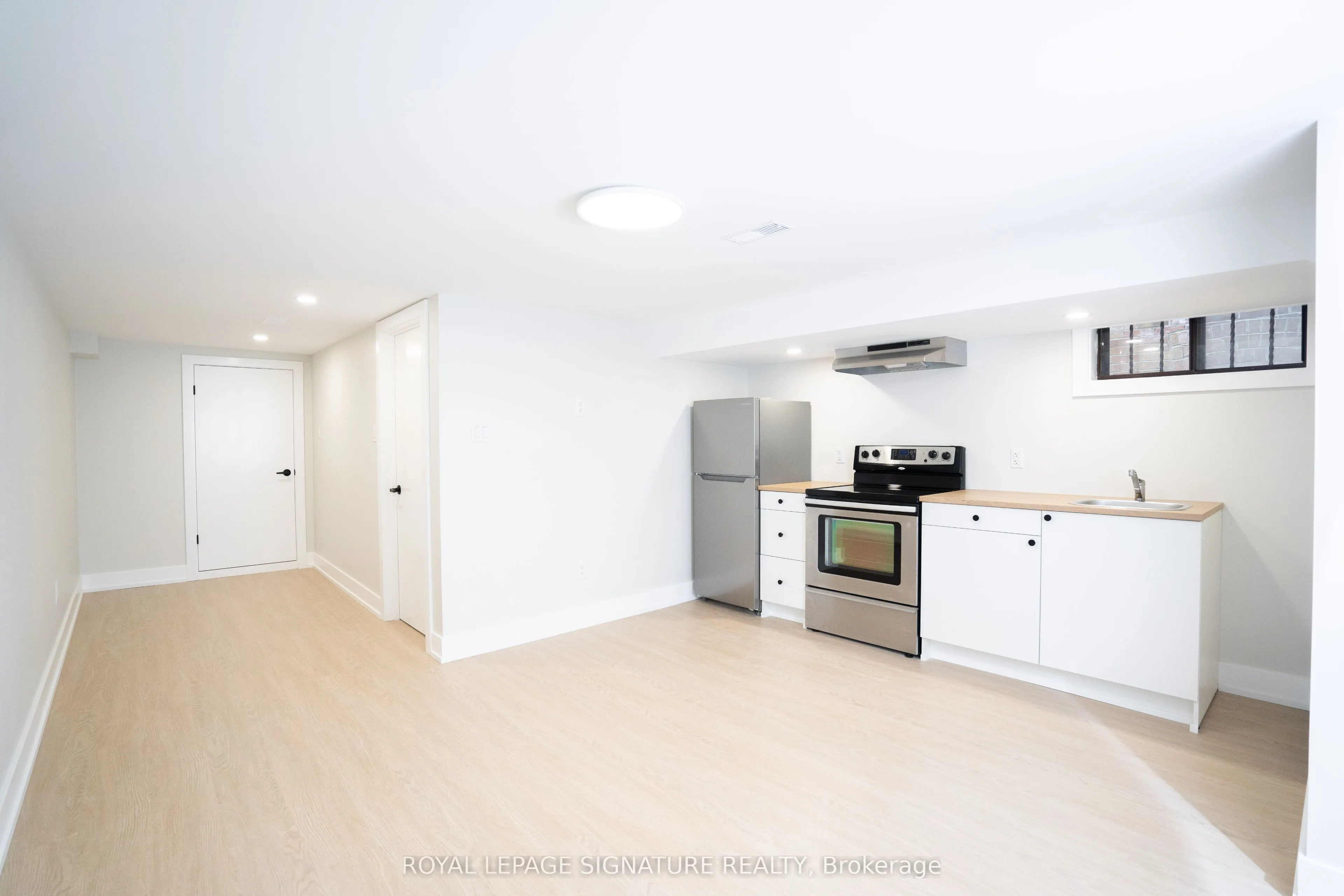 393 Milverton Boulevard, #Lower