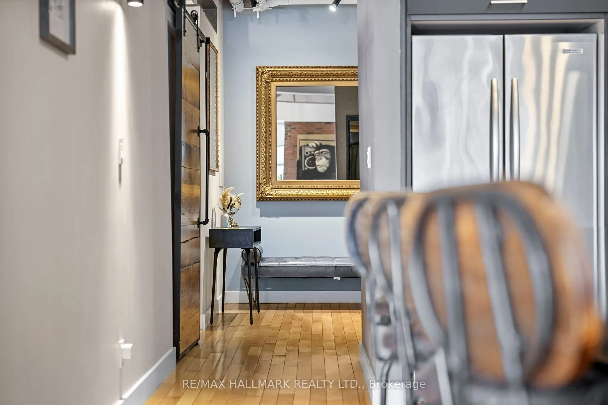 326 Carlaw Avenue, #215