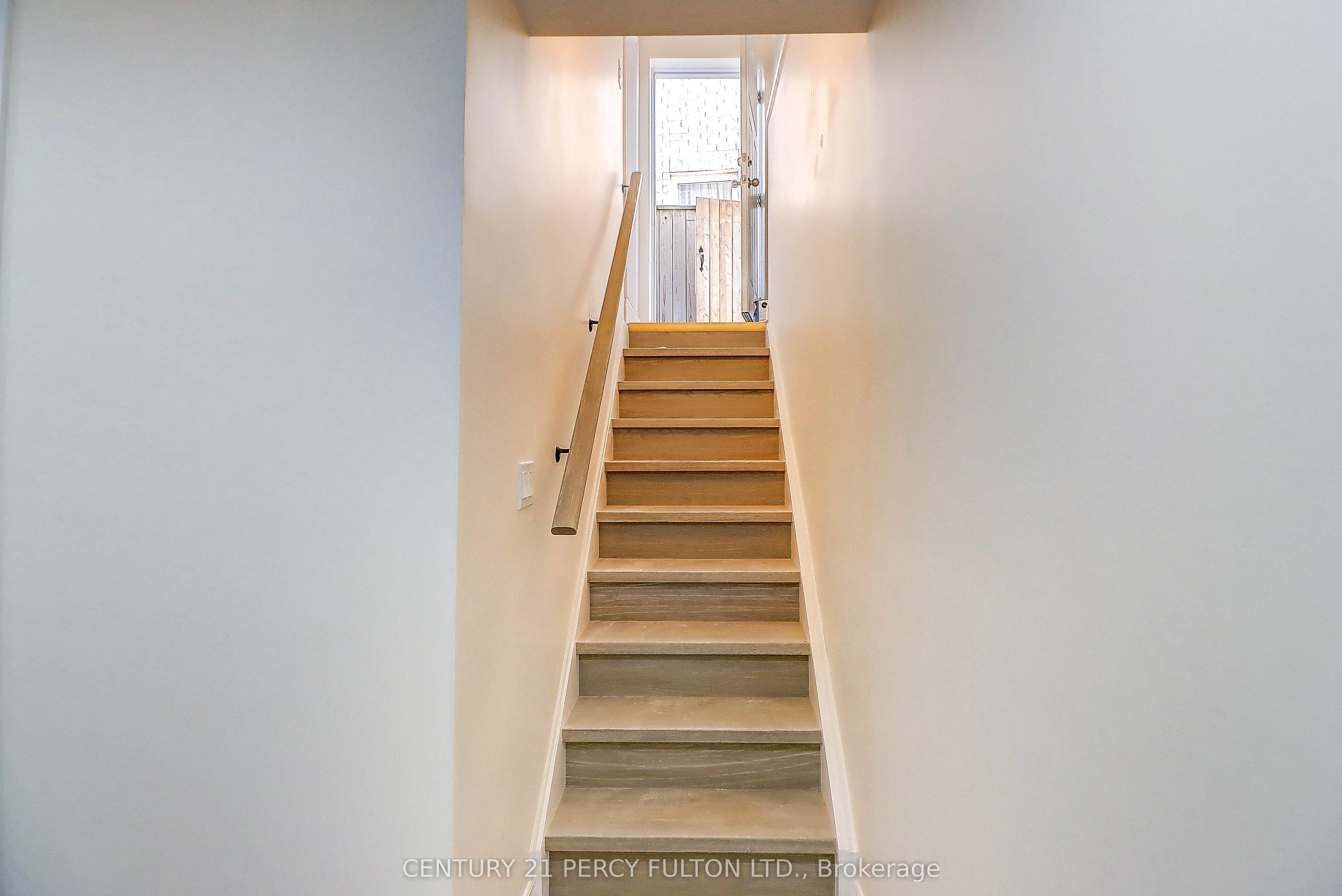 18 Rosswell Drive, #Bsmt
