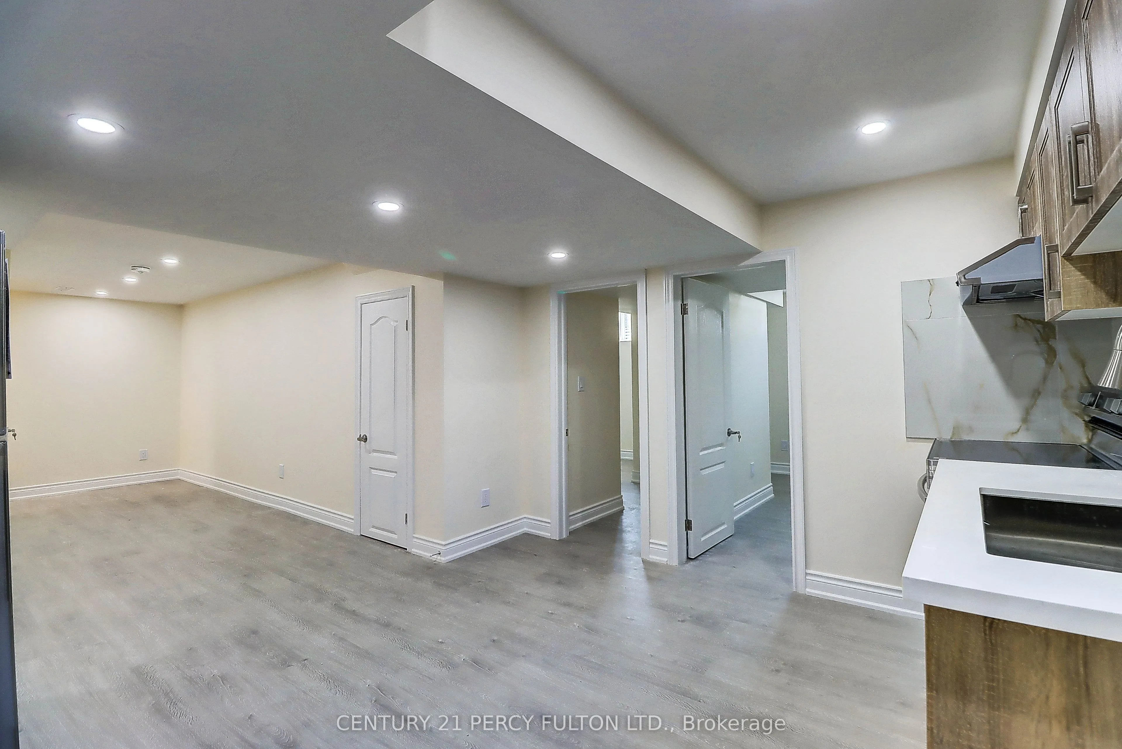 18 Rosswell Drive, #Bsmt