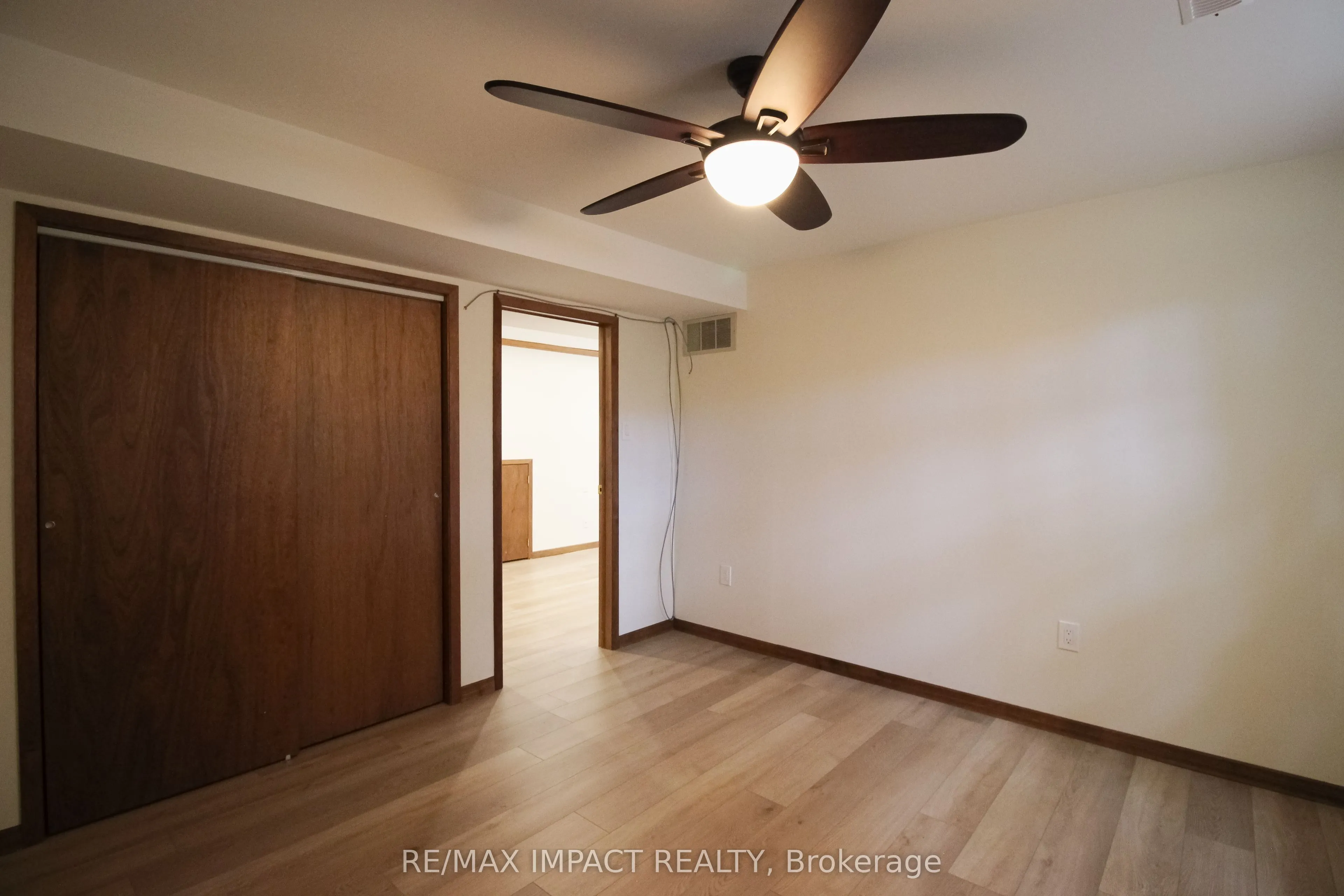 215 Raglan Road W