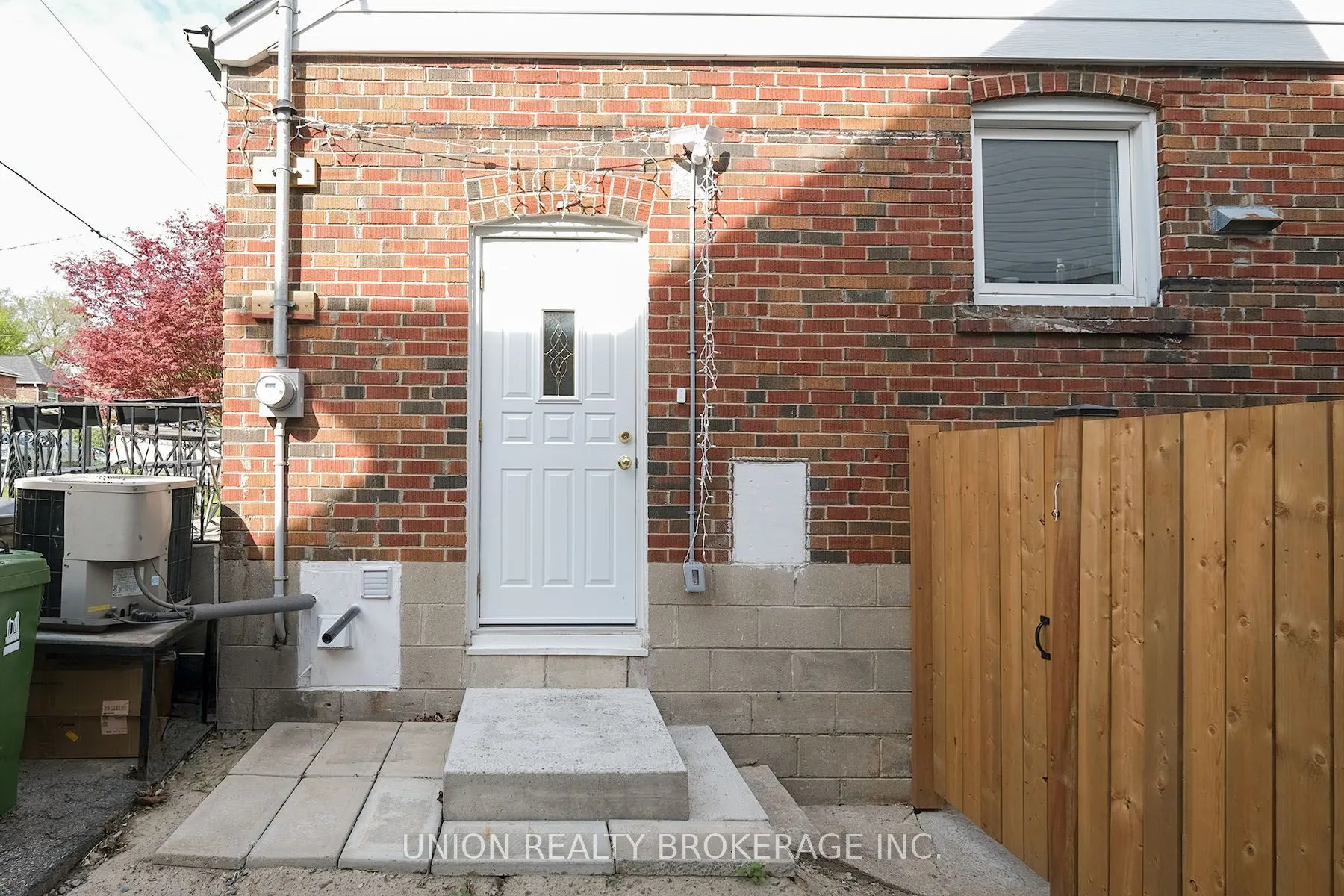 40 Winston Avenue, #Unit B