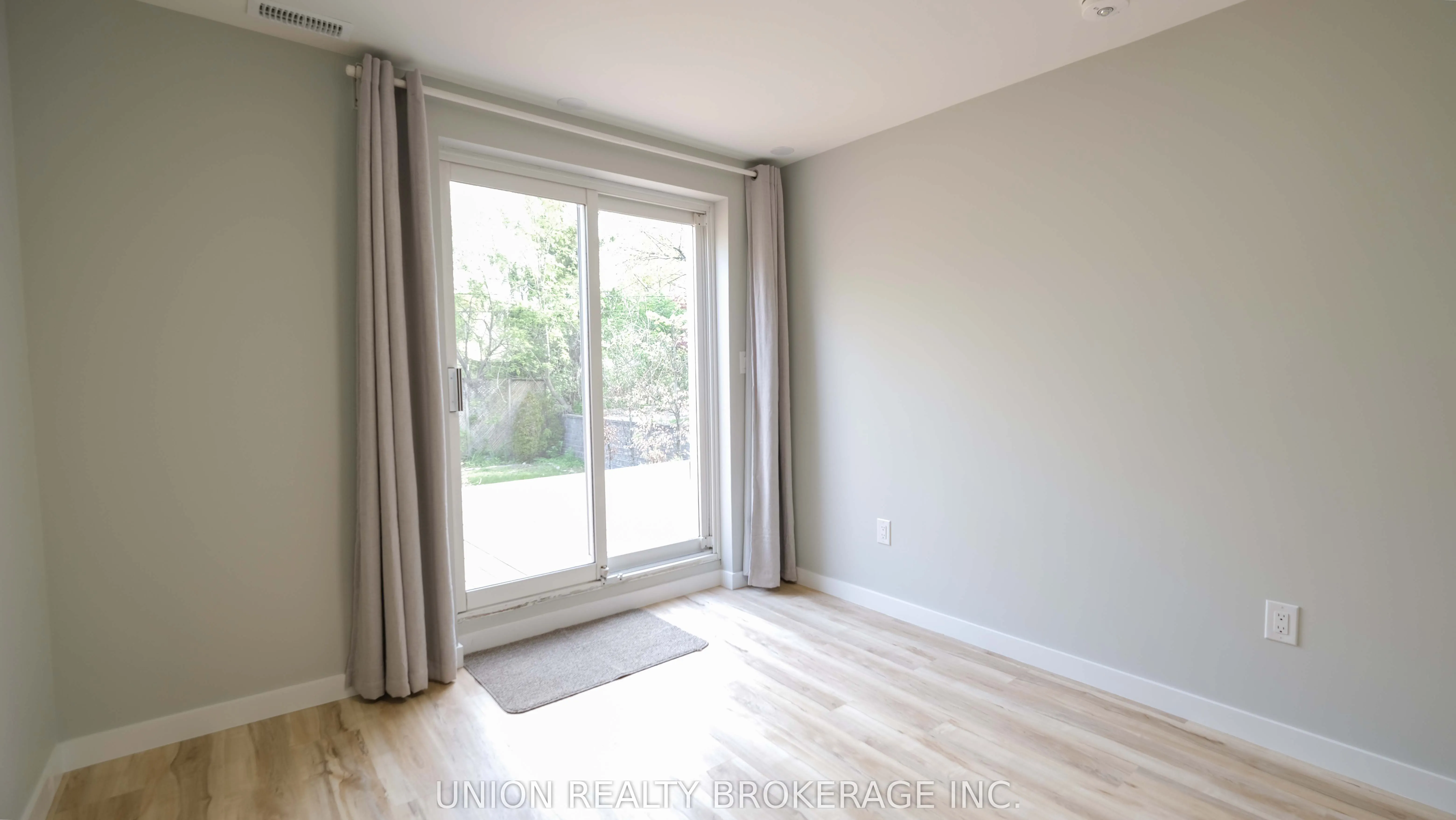 40 Winston Avenue, #Unit B