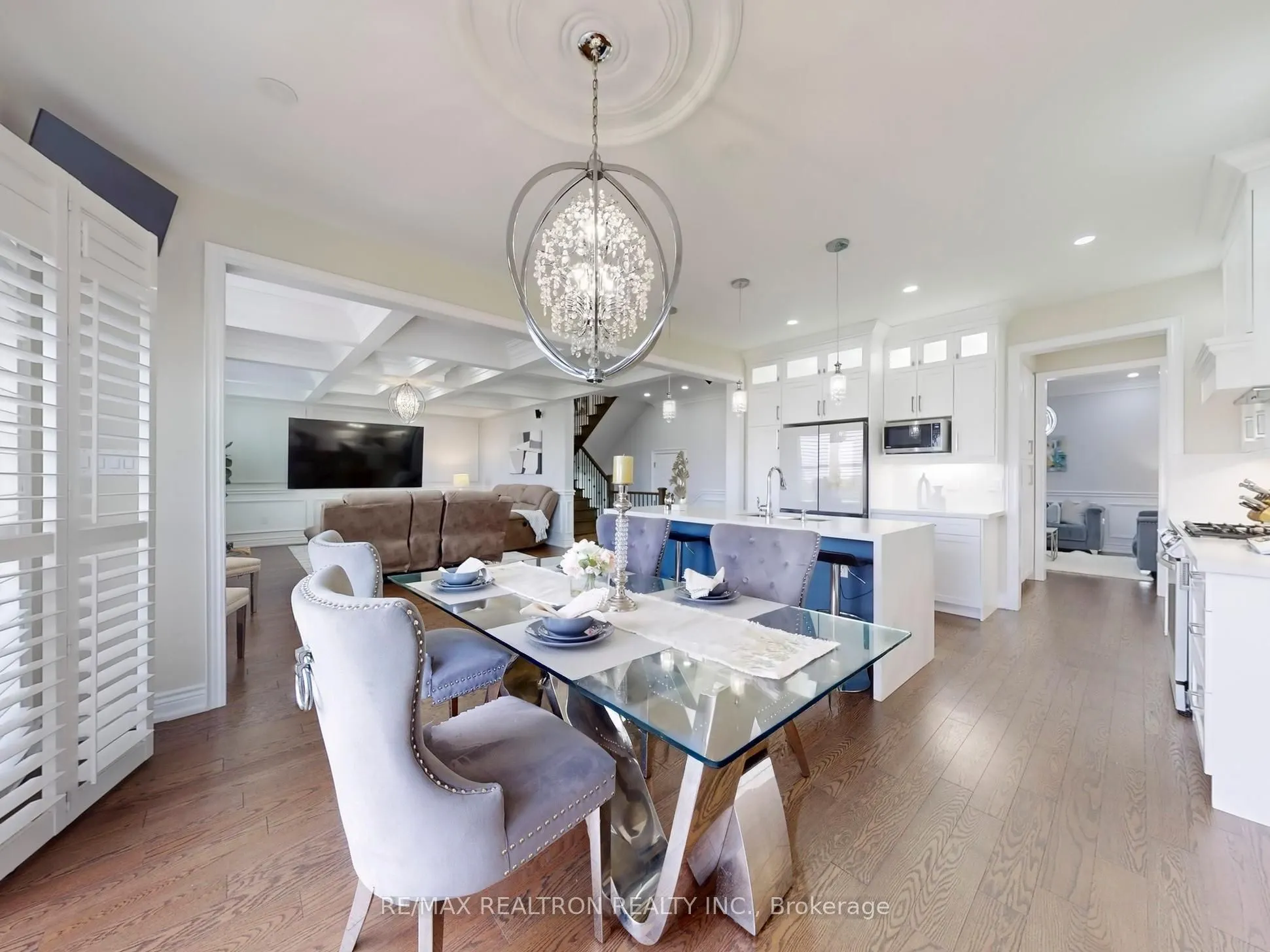 27 Yacht Drive