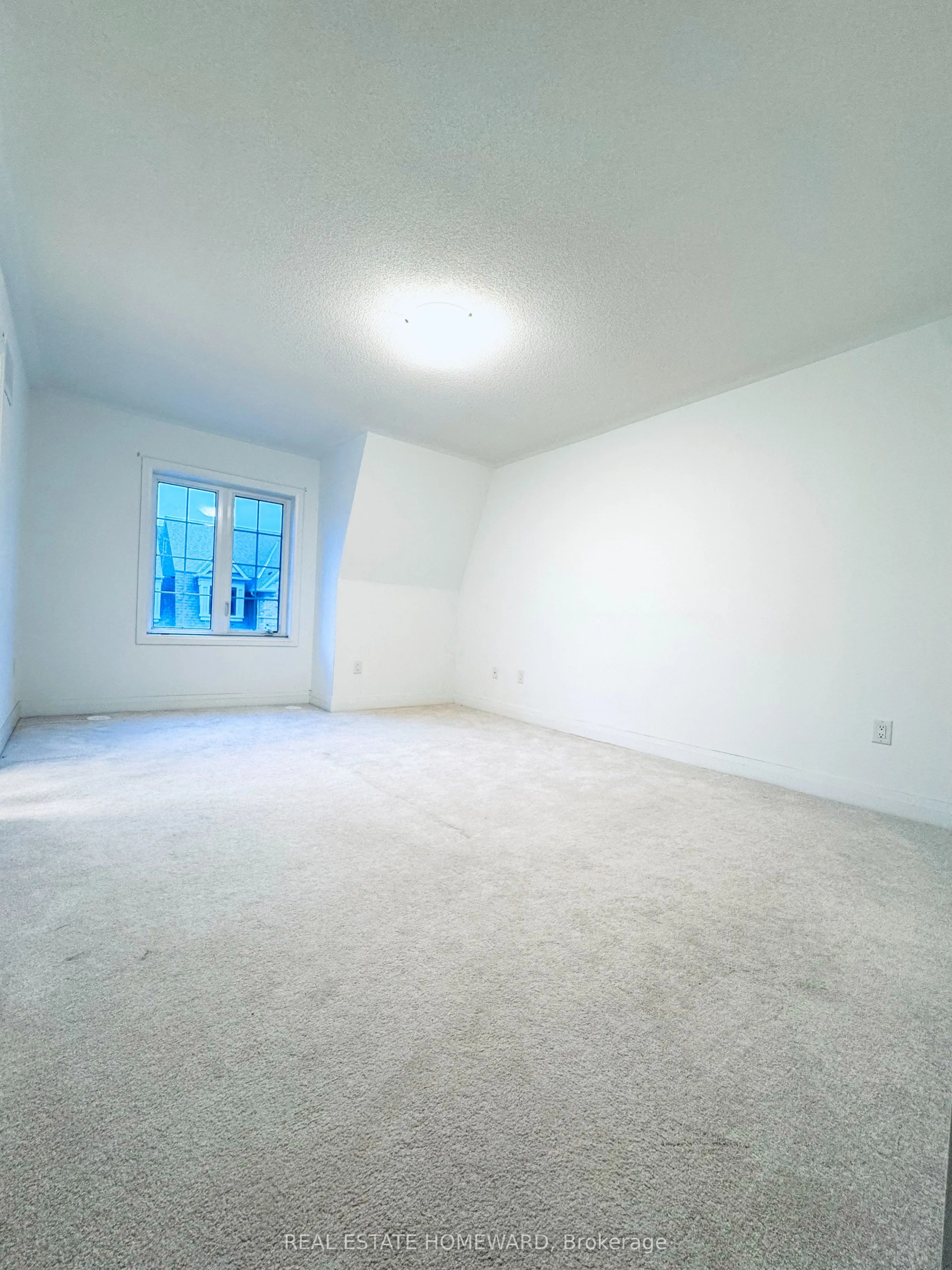 8 Calloway Way