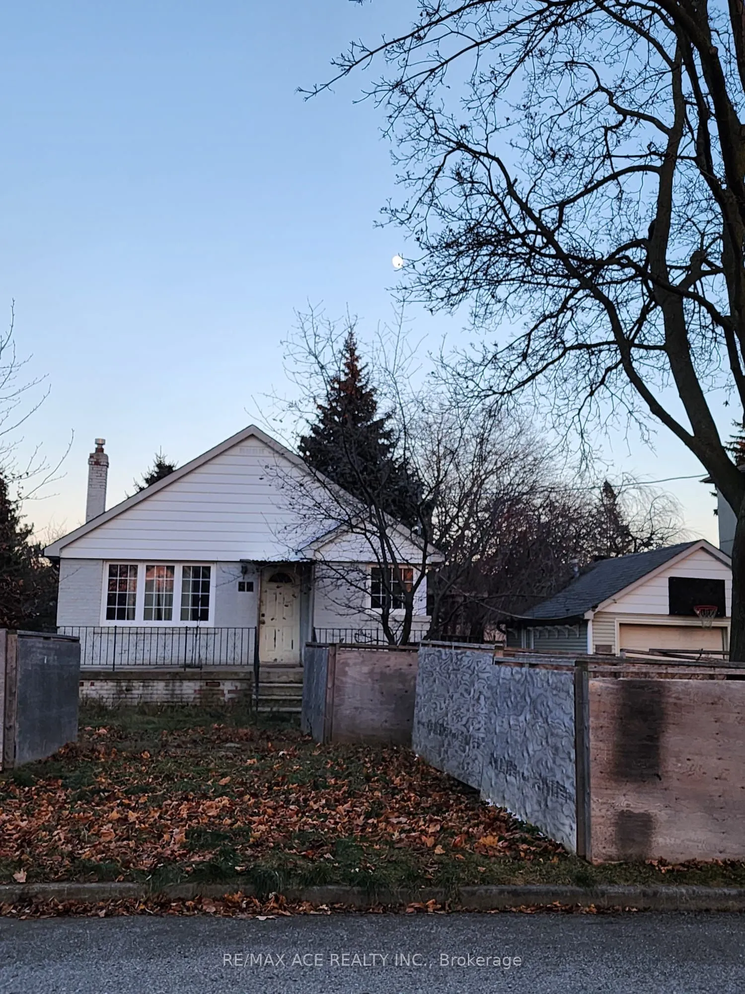 51 Barkdene Hill
