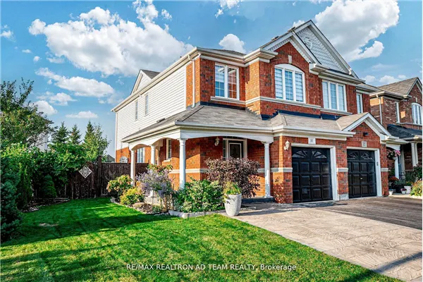 10 Tozer Crescent