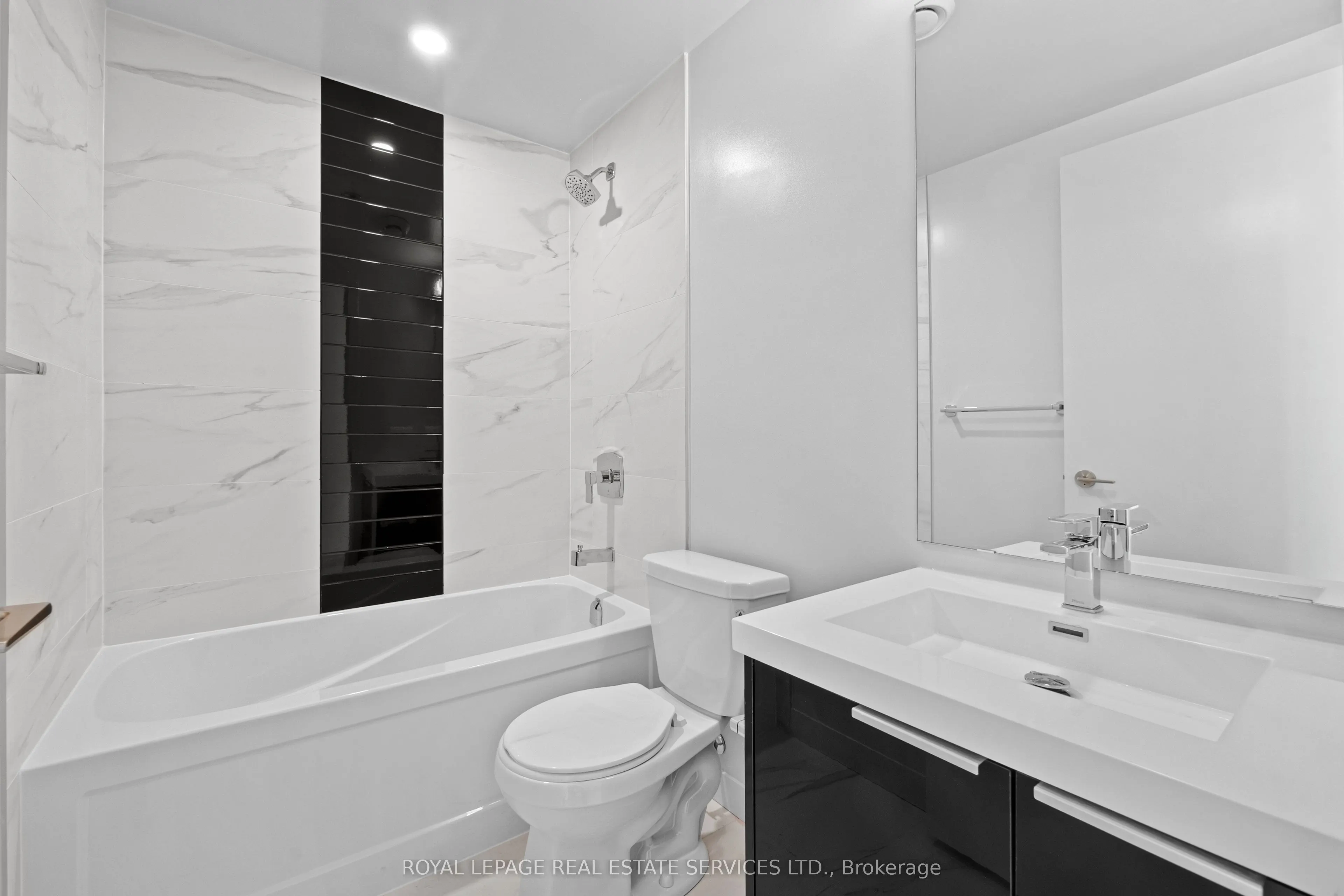 90 Glen Everest Road, #203