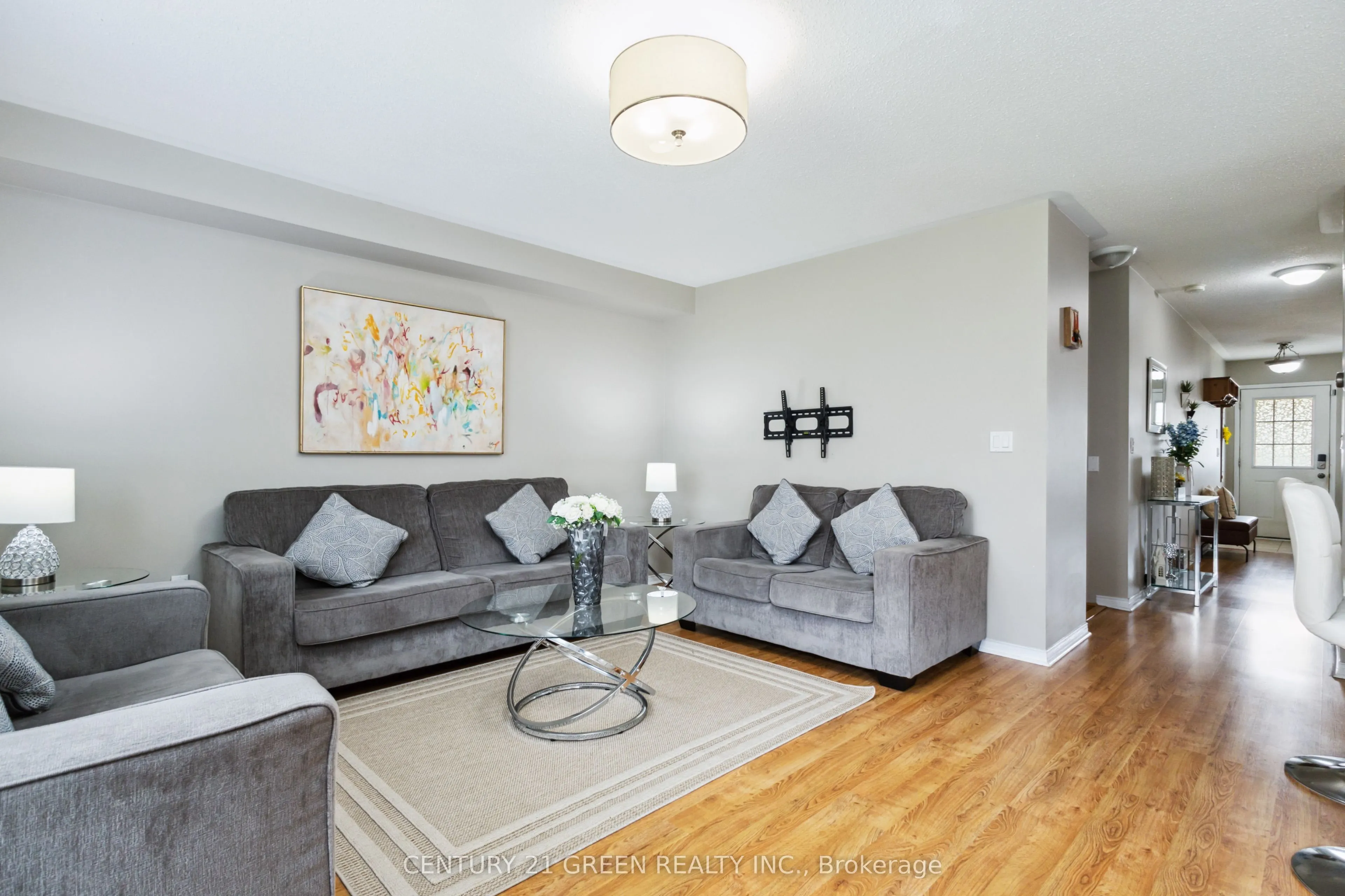 828 Taggart Crescent
