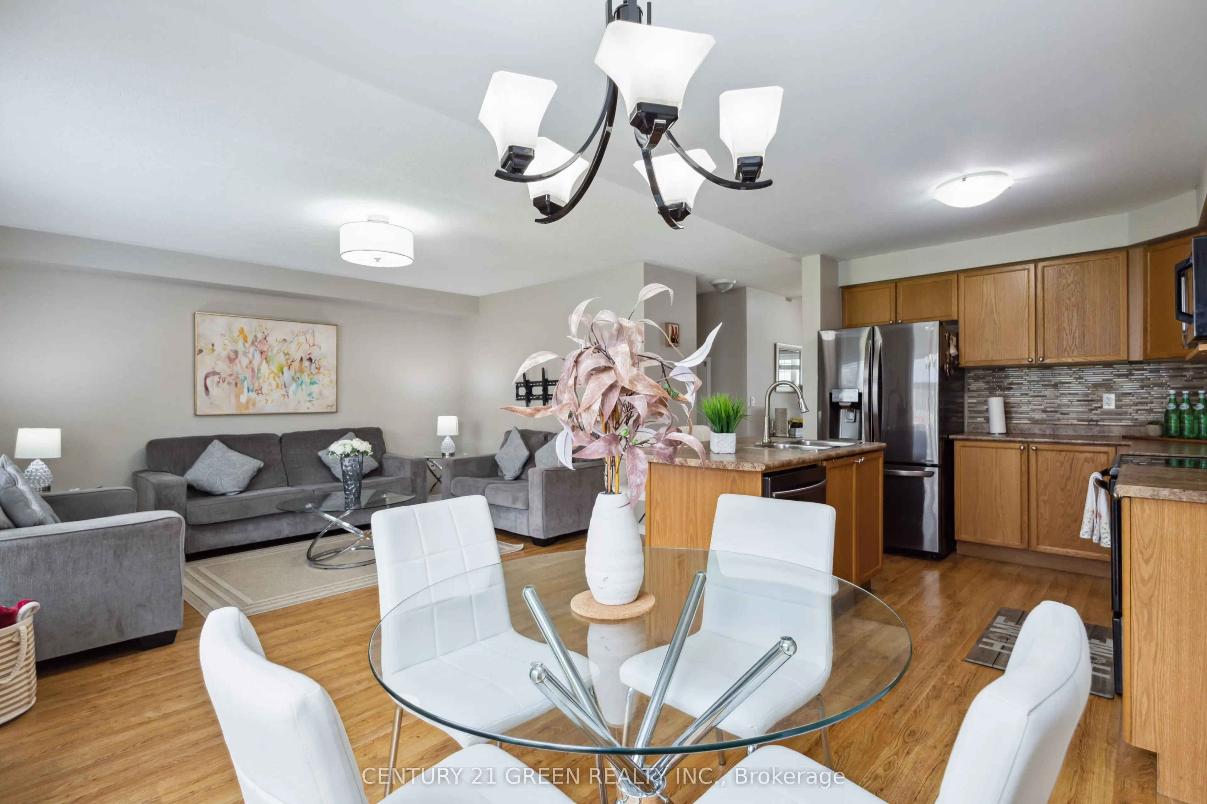 828 Taggart Crescent