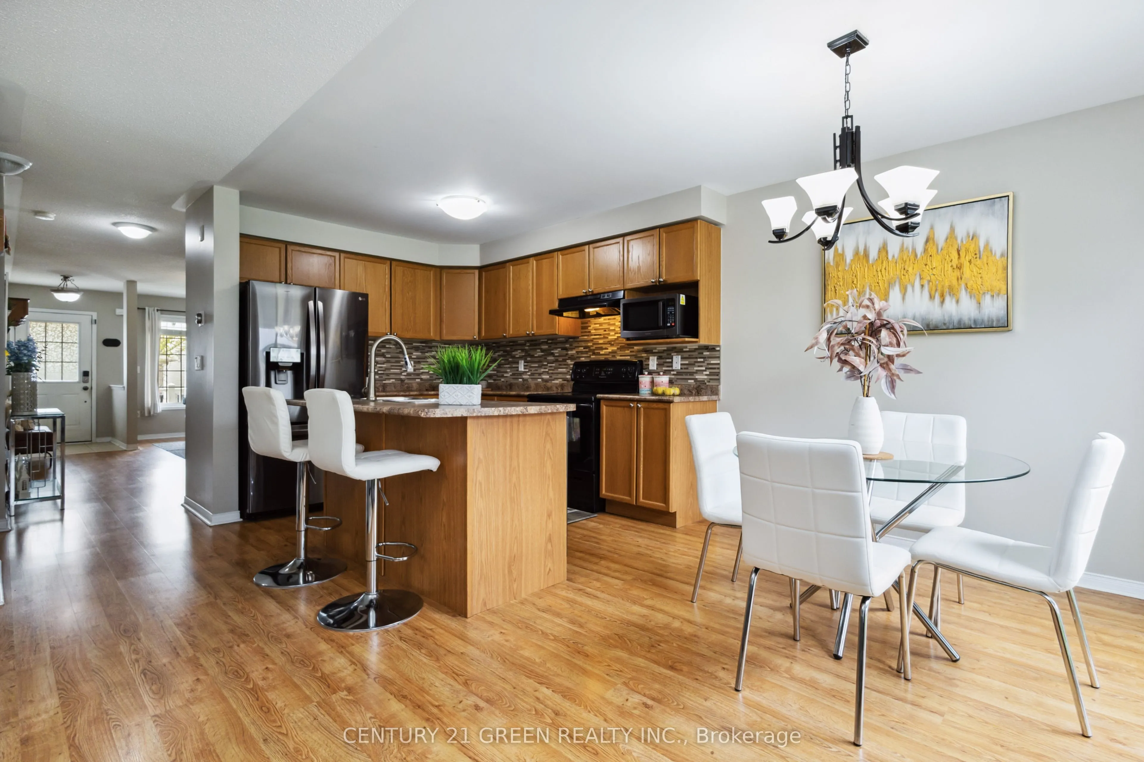 828 Taggart Crescent