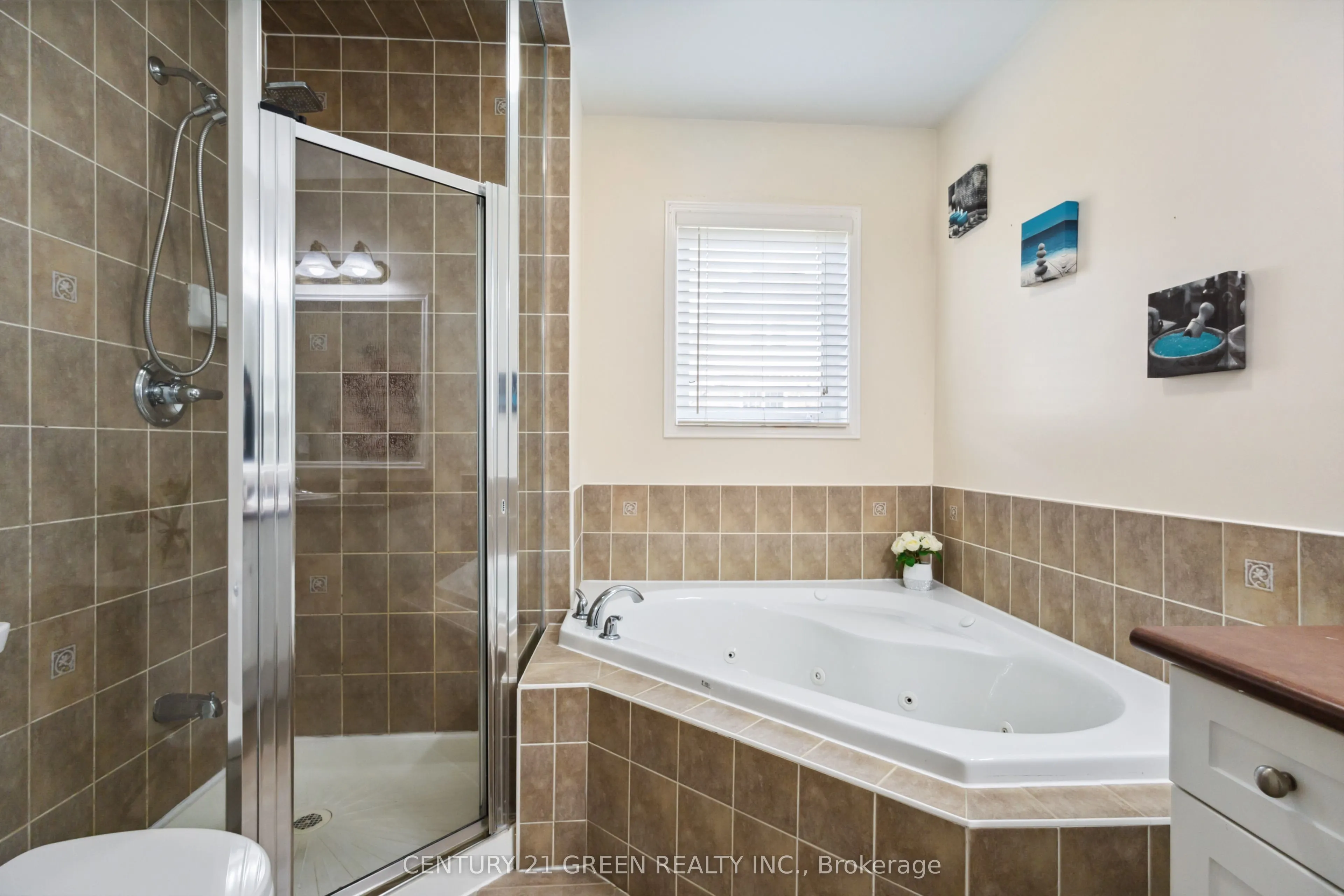 828 Taggart Crescent
