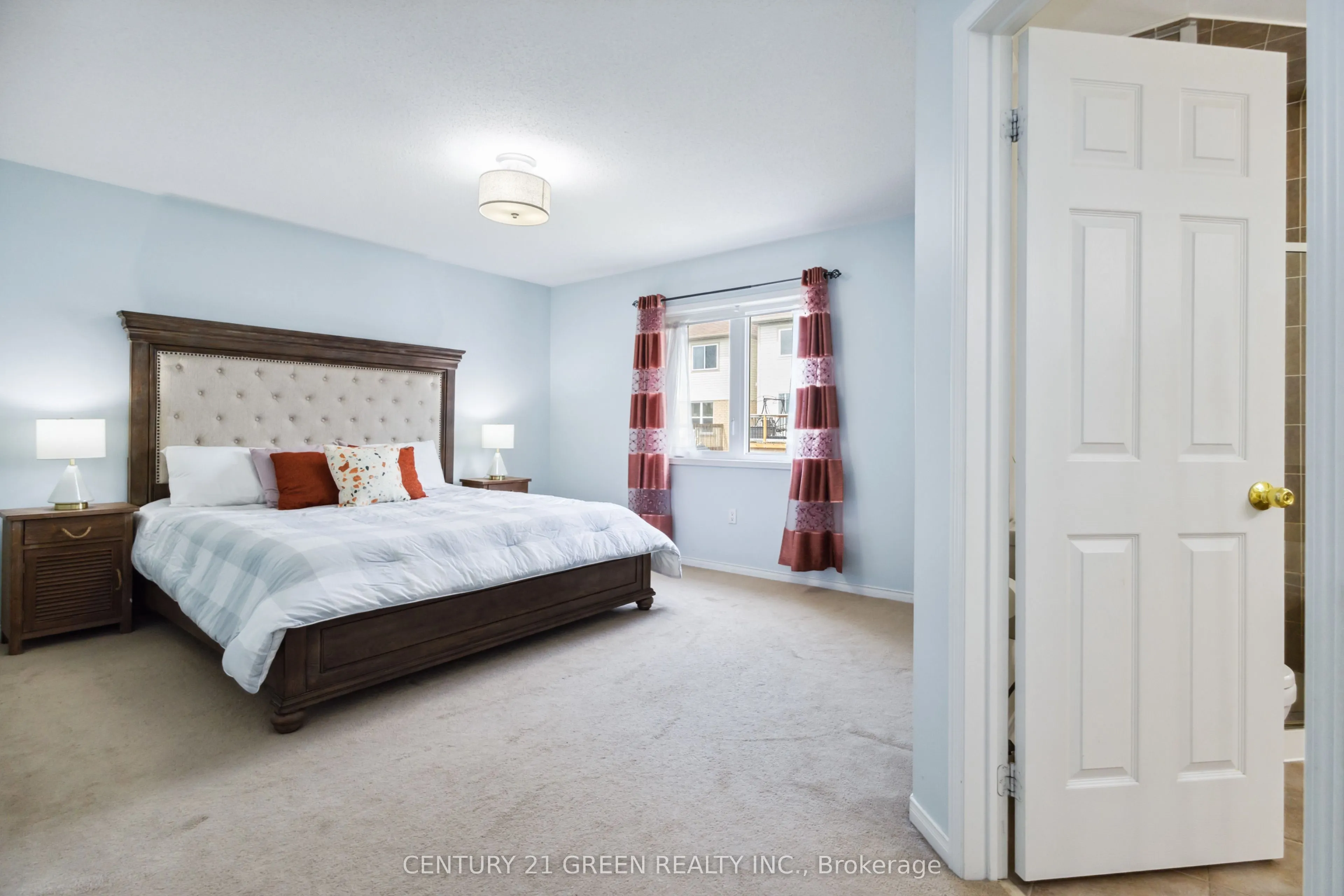828 Taggart Crescent