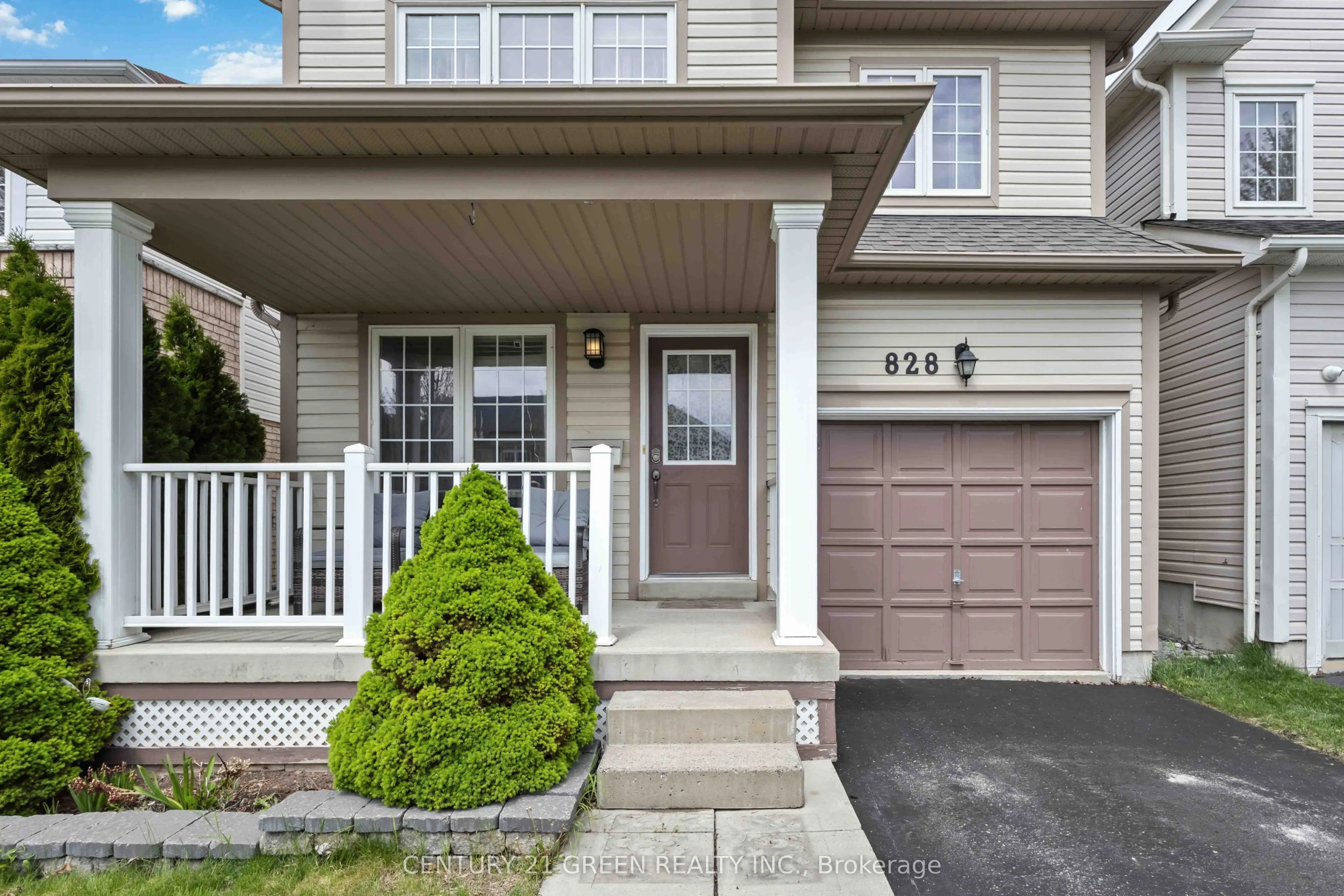 828 Taggart Crescent
