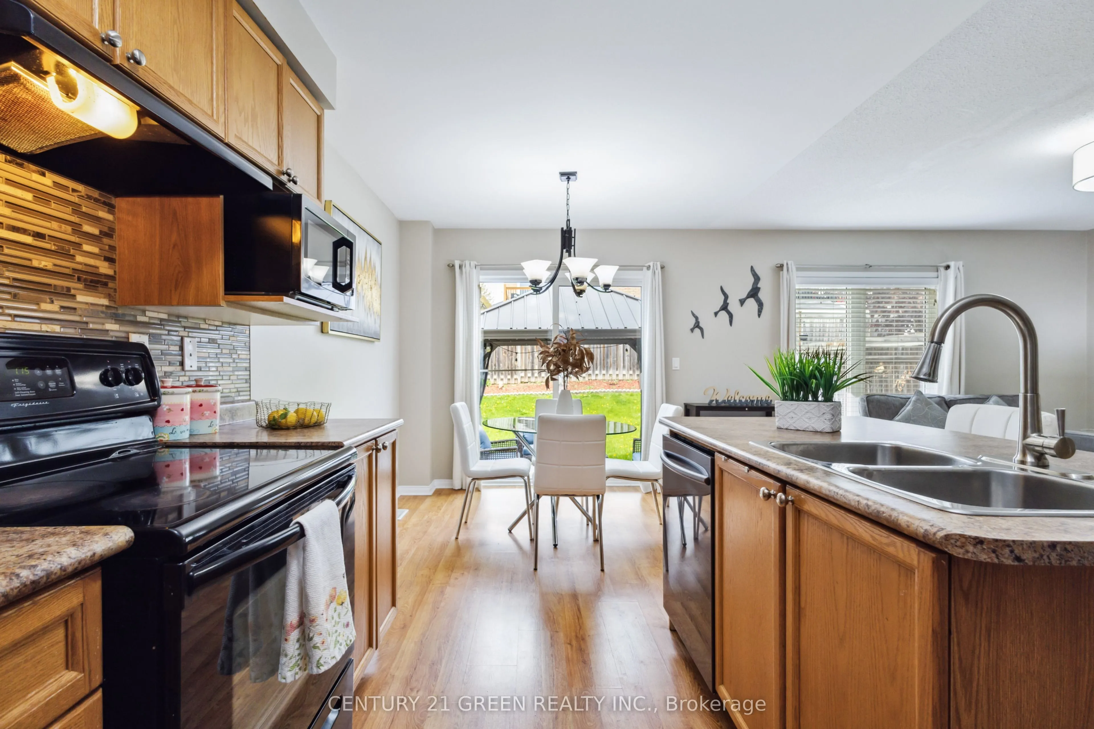 828 Taggart Crescent