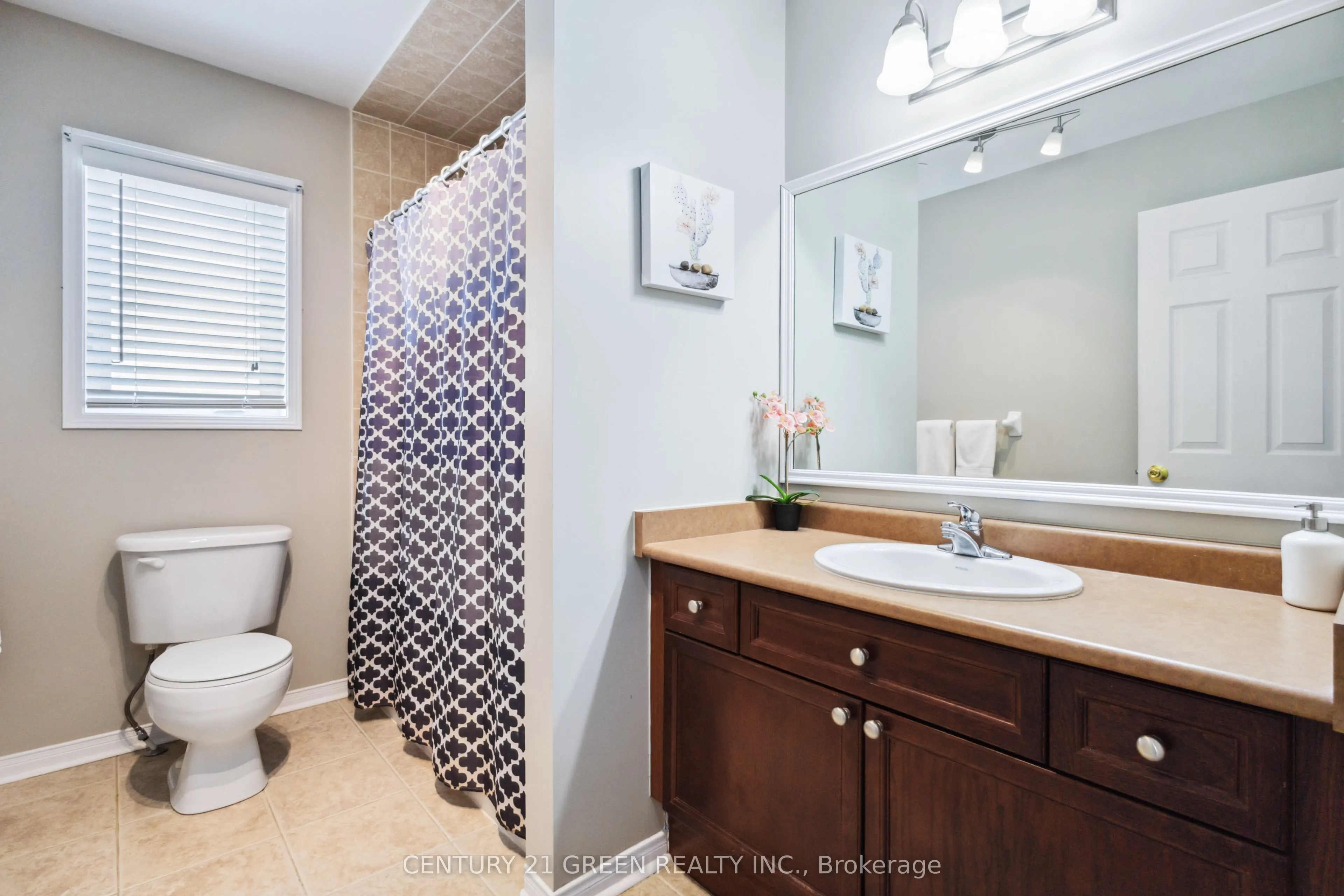 828 Taggart Crescent