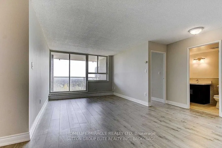 100 Wingarden Court, #1206