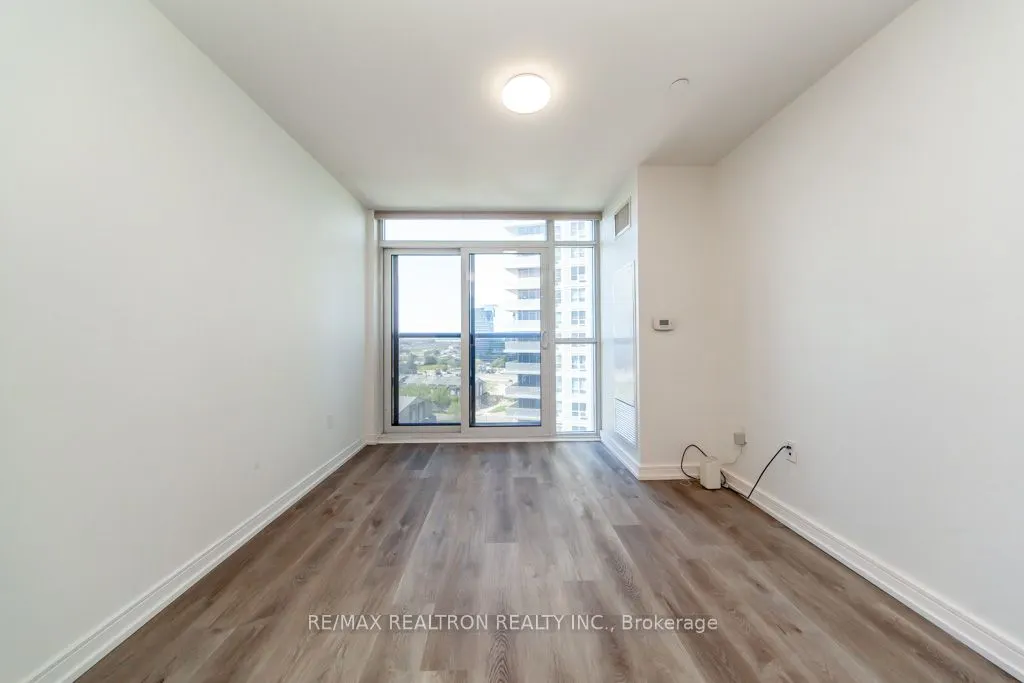 225 Village Green Square #1004