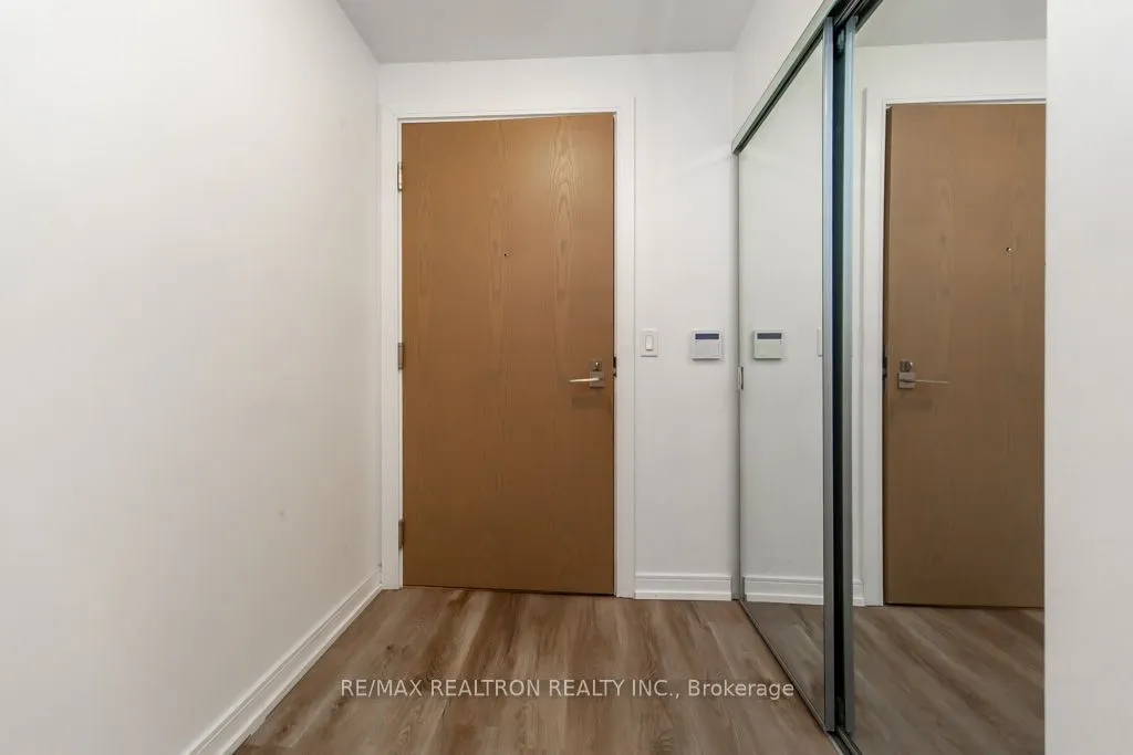 225 Village Green Square #1004