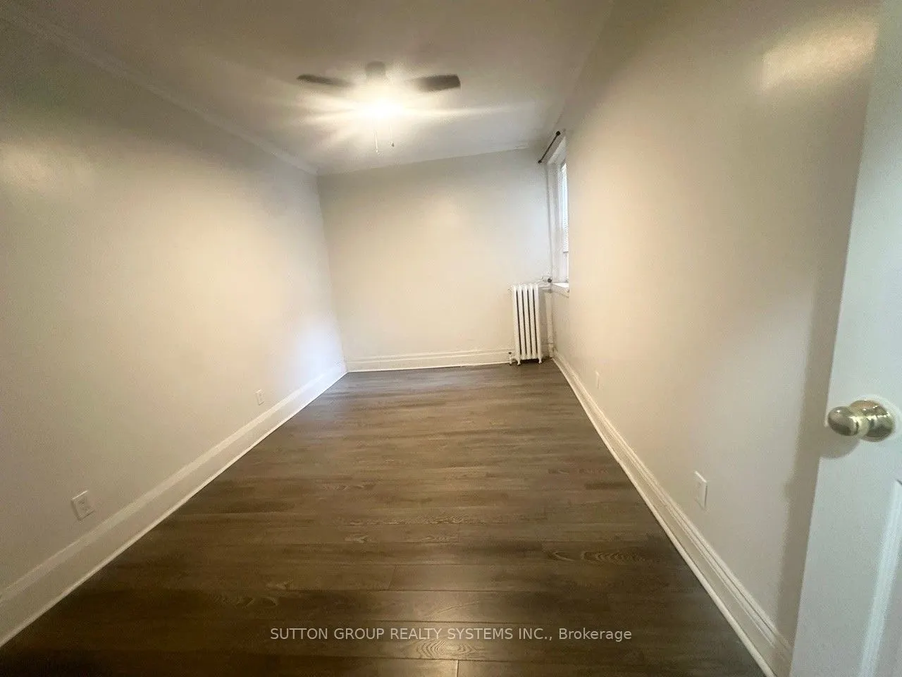 98 Leuty Avenue, #A4