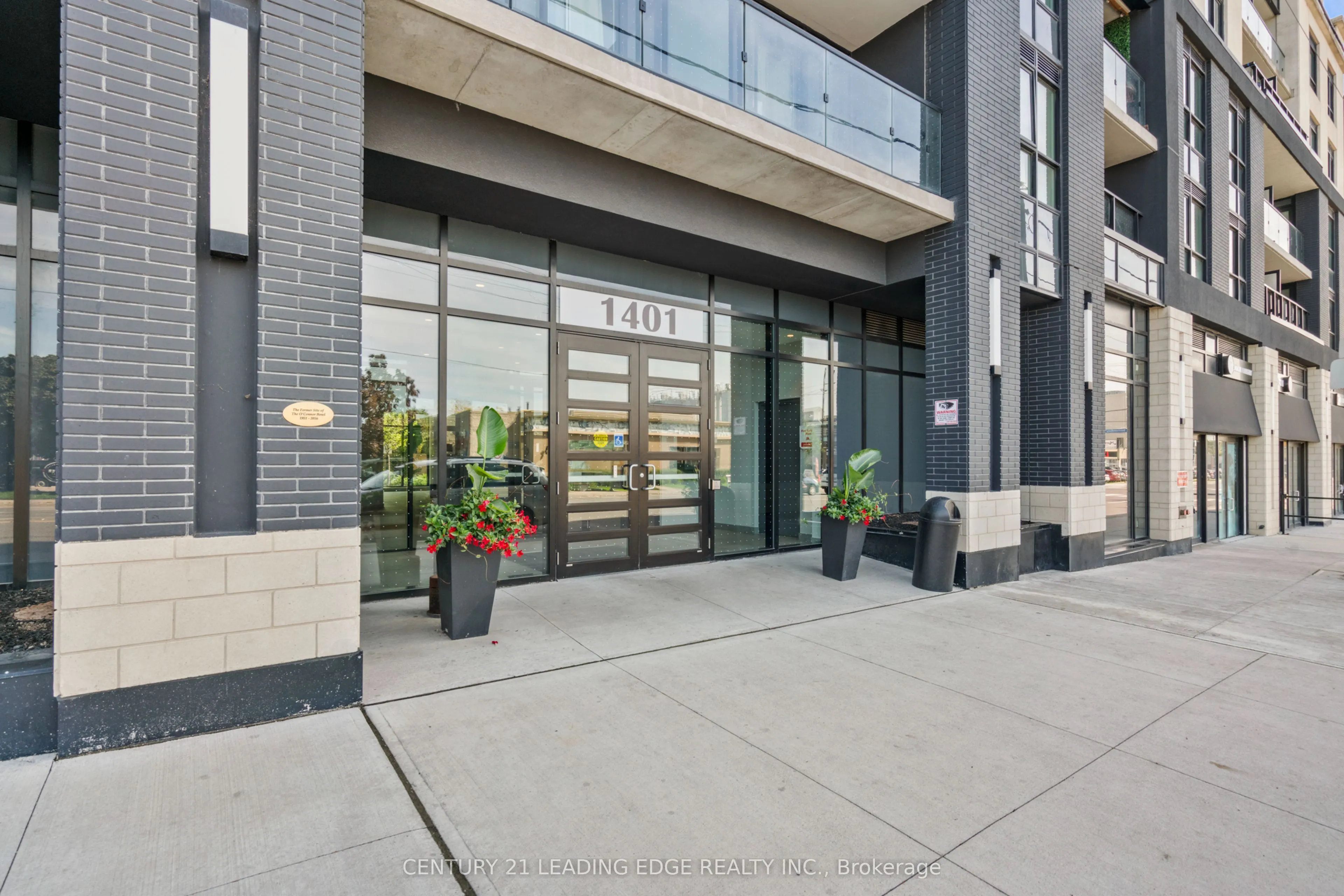 1401 O'Connor Drive, #207