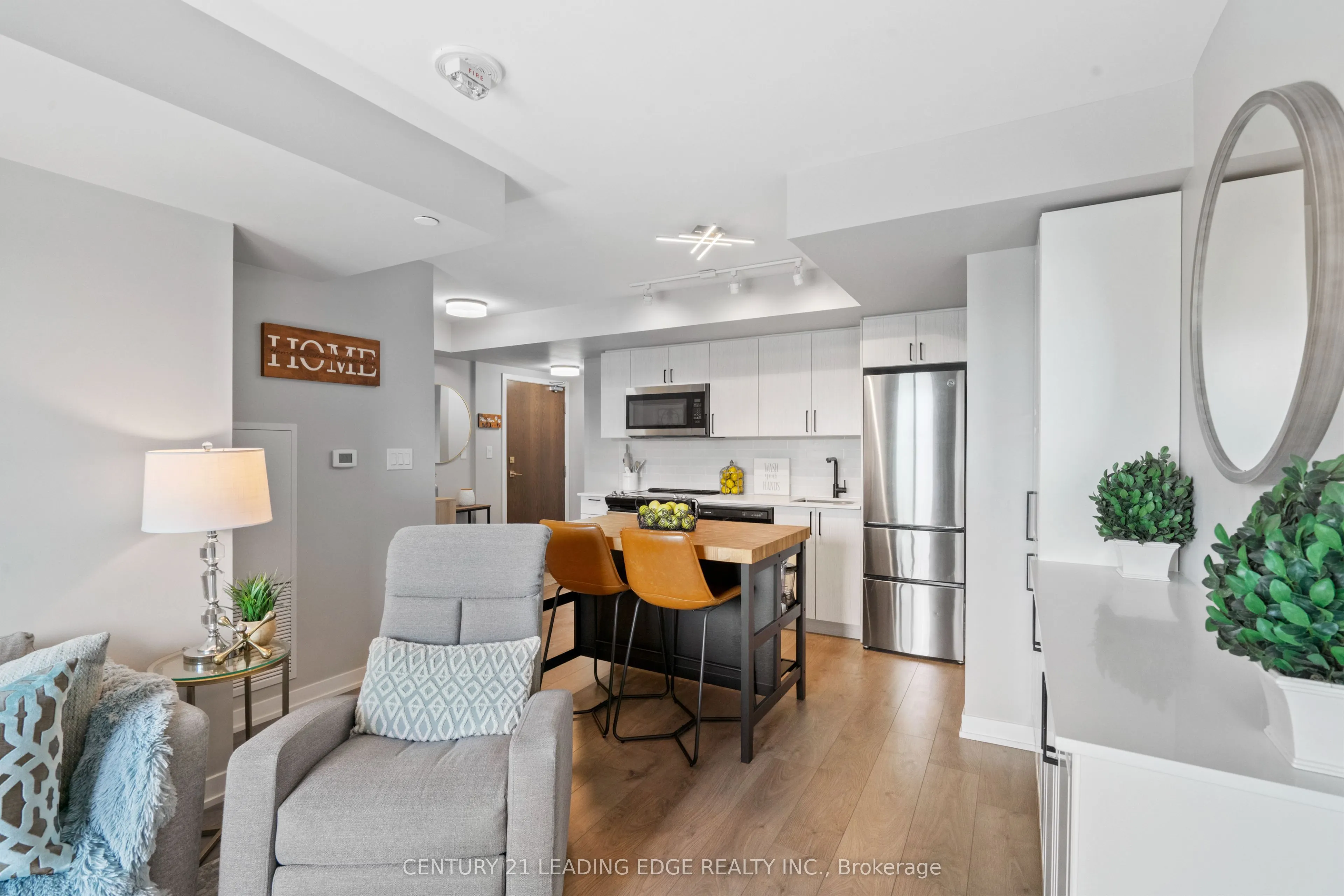 1401 O'Connor Drive, #207